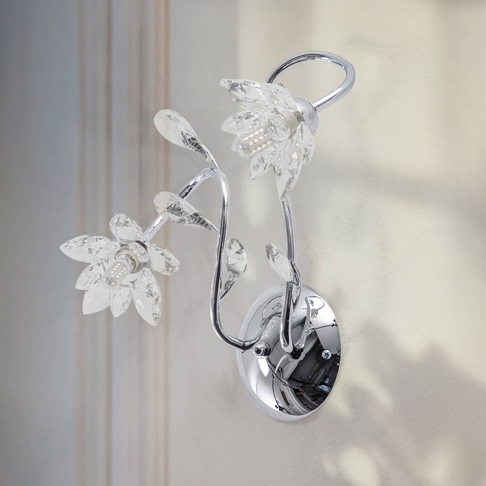 Wandleuchte Ninfea in Chrom mit Kristallblüten günstig online kaufen