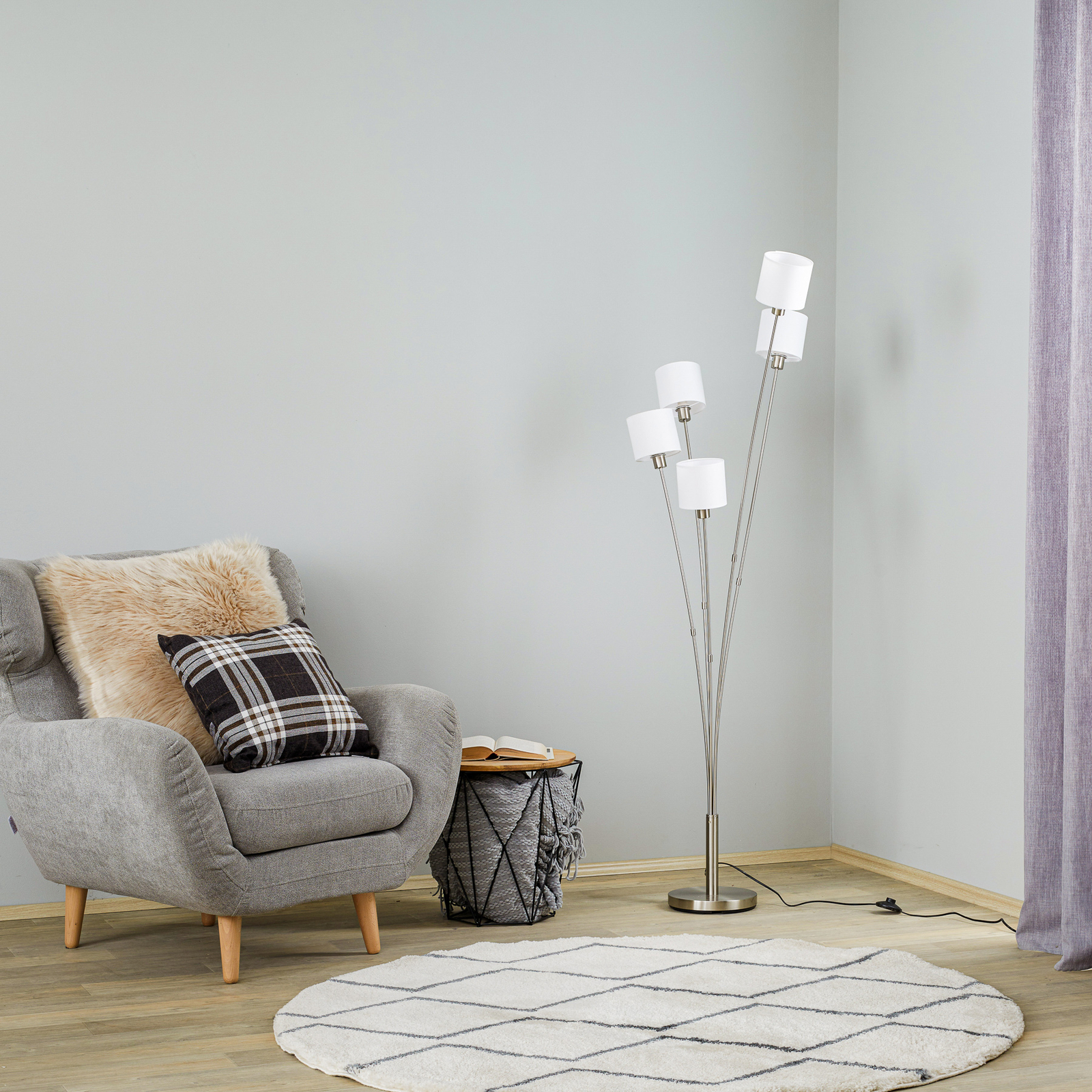 Lindby Kyden floor lamp, five-bulb, white