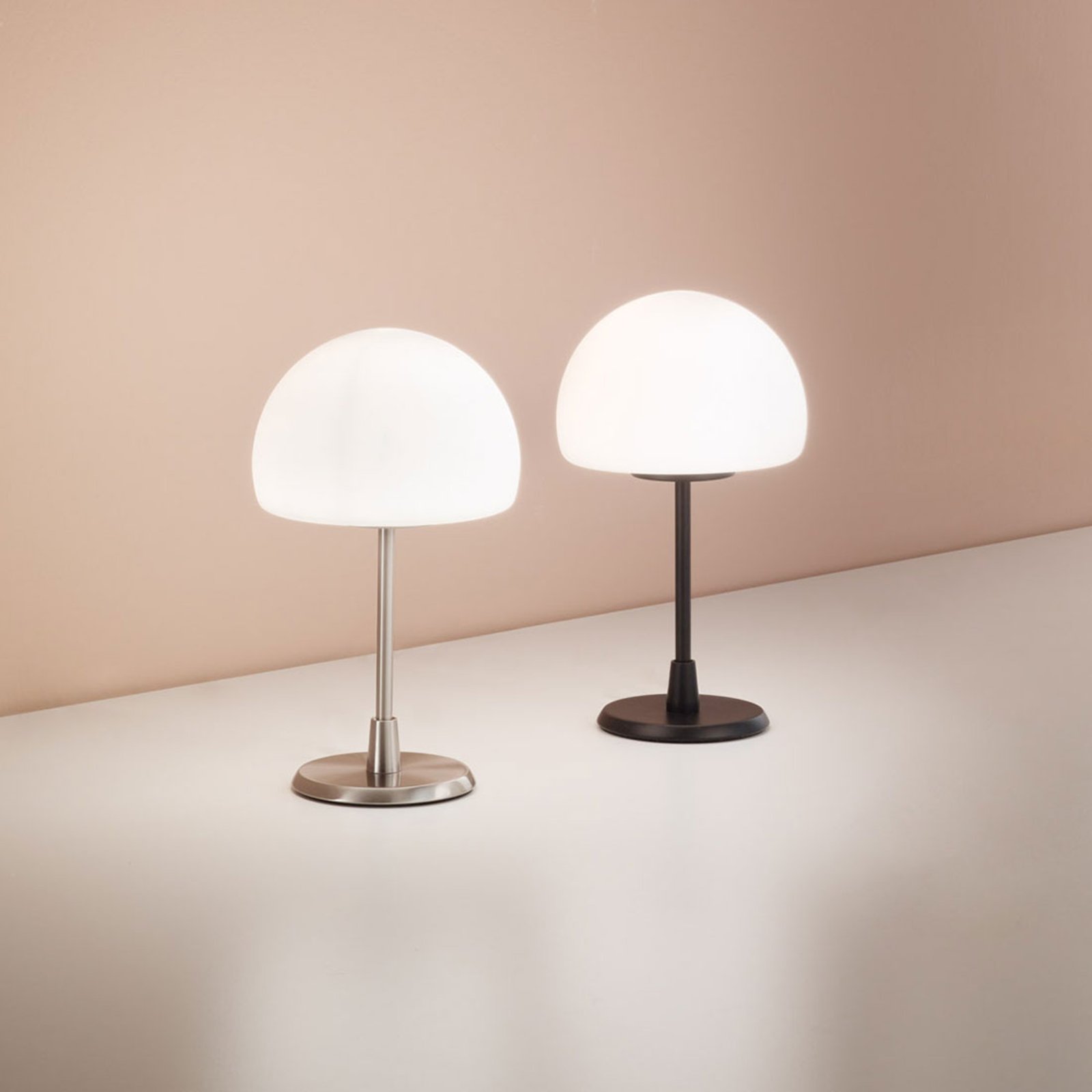 Gaia LED table lamp with a touch dimmer, chrome