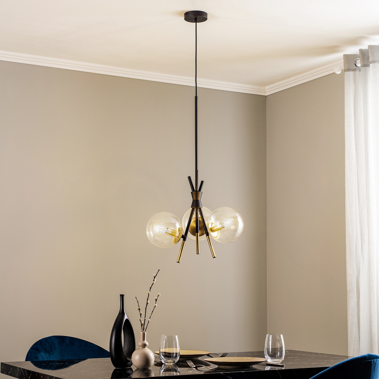 Lucande Sotiana hanging light, 3-bulb, round, brass