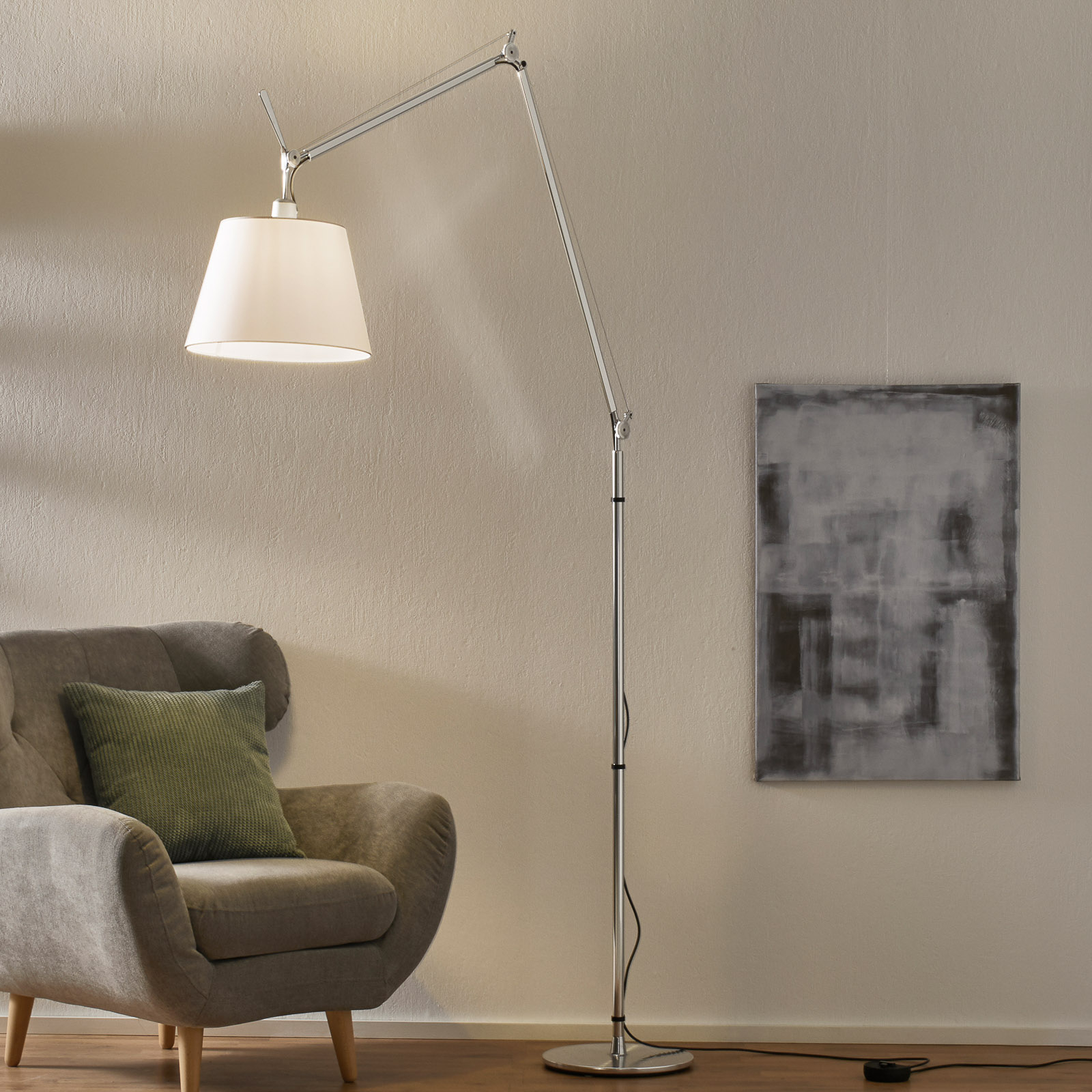 Lampadaire Tolomeo Mega avec abat-jour en satin