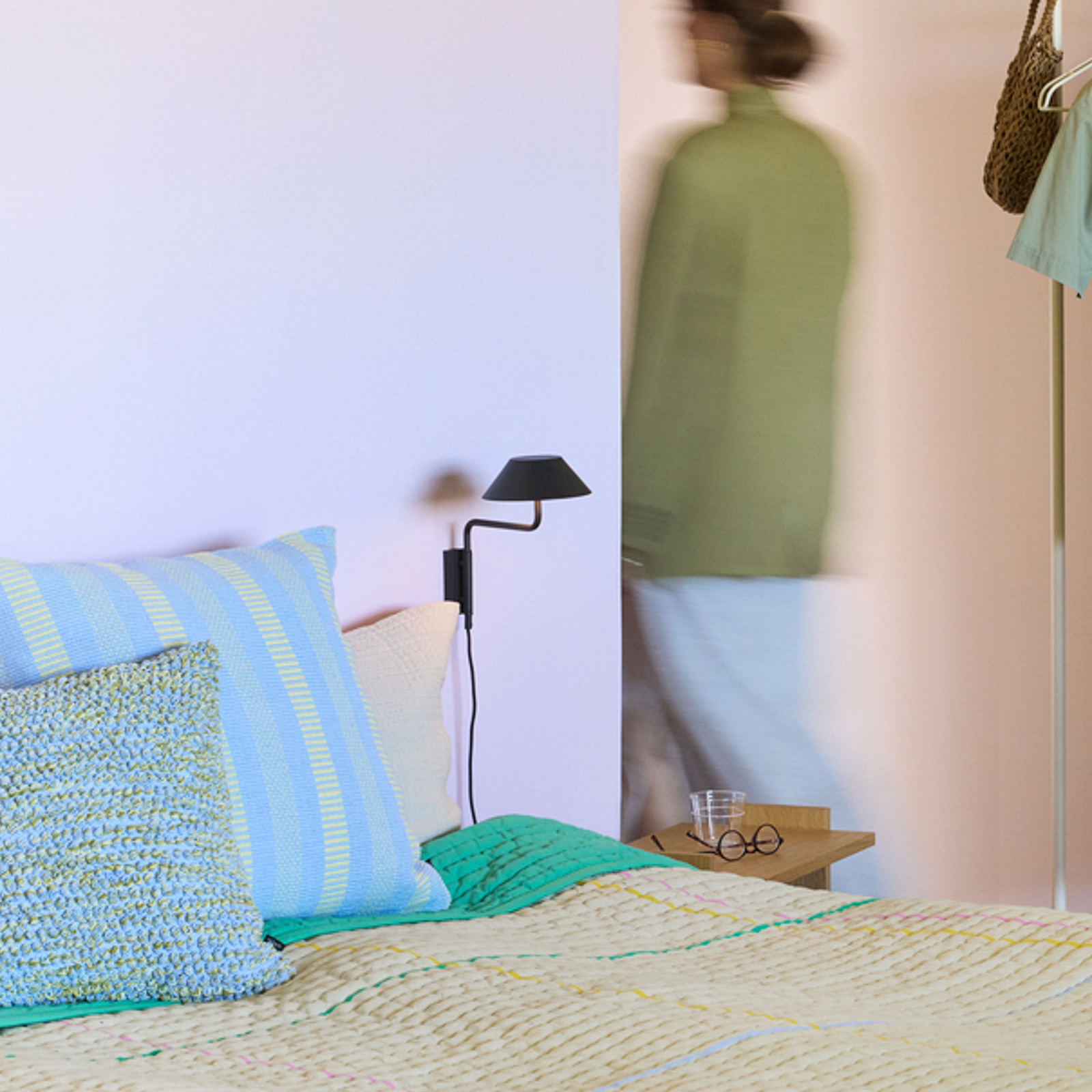 LED-Wandleuchte COVER, schwarz, Ausladung 30 cm, Metall