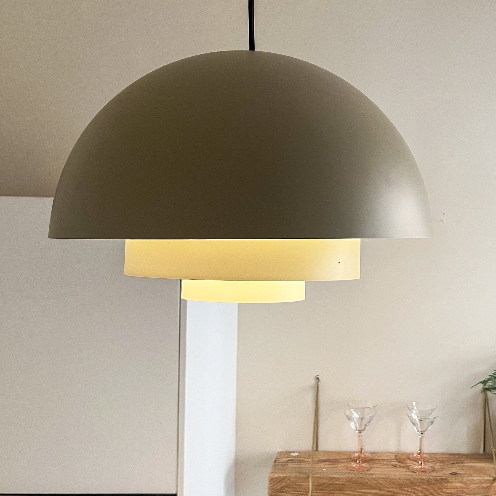 Lucande Nymara LED pendant light, beige, aluminium, Ø 40 cm