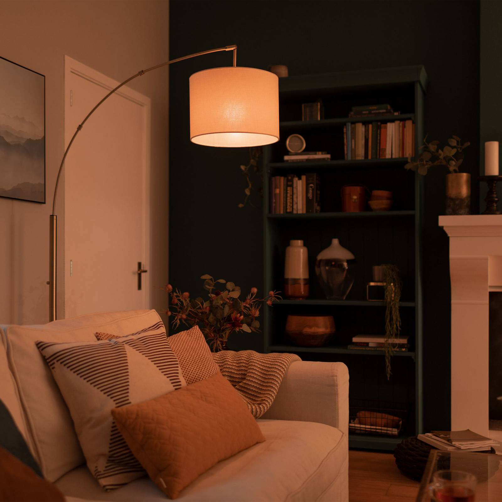 Żarówka LED Philips E27 A60 4W 840lm 2700K opal, opakowanie 6 szt