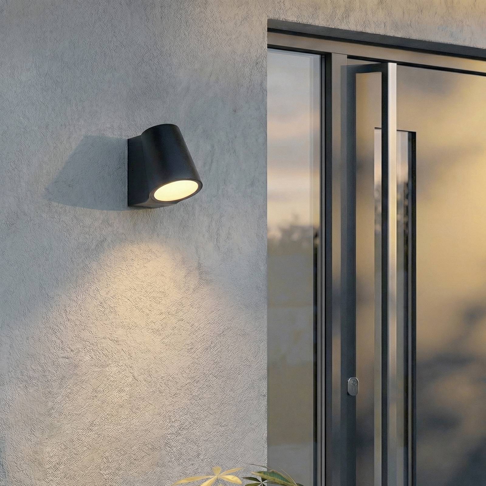Lindby kinkiet zewnętrzny LED Illuvia, czarny matowy, IP54