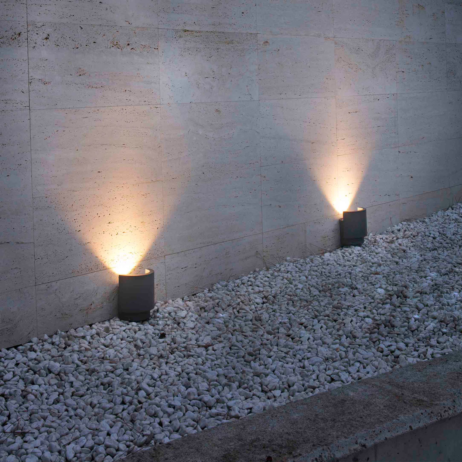 Noboru LED outdoor spotlight