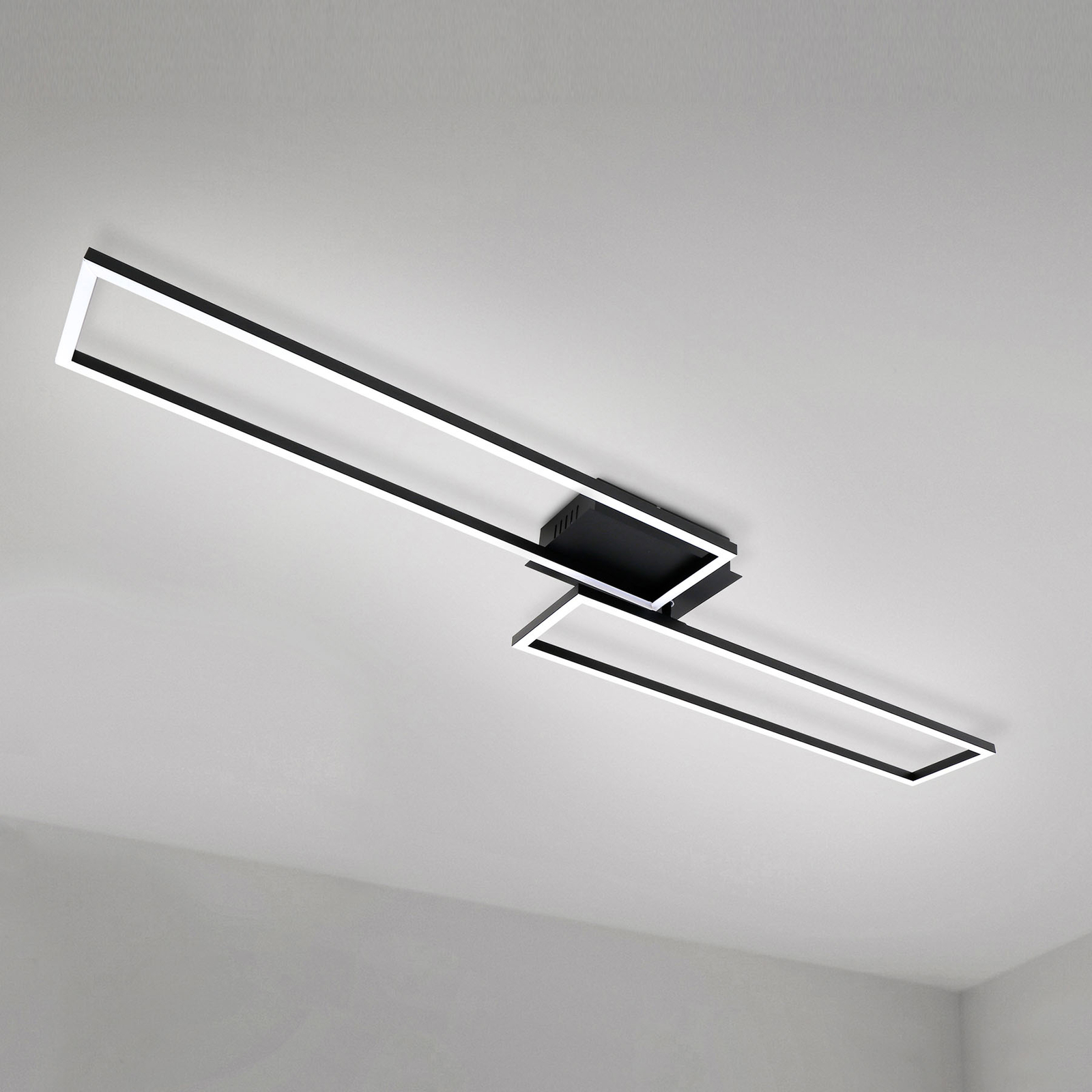 LED-taklampa Frame, fjärrkontroll, svart