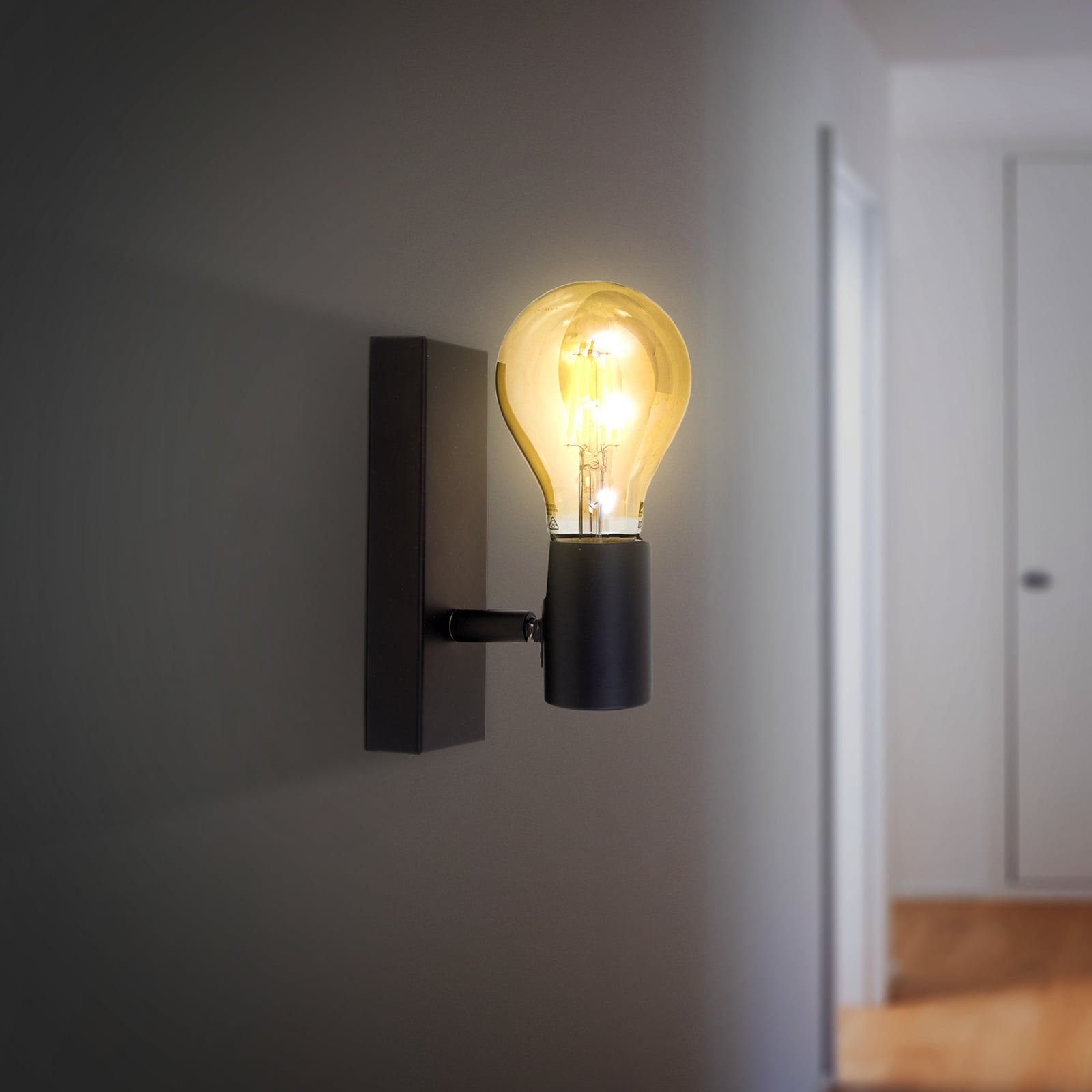 Vägglampa Onda, höjd 16 cm, matt svart, metall Vägglampa Onda, höjd 16 cm, matt svart, metall