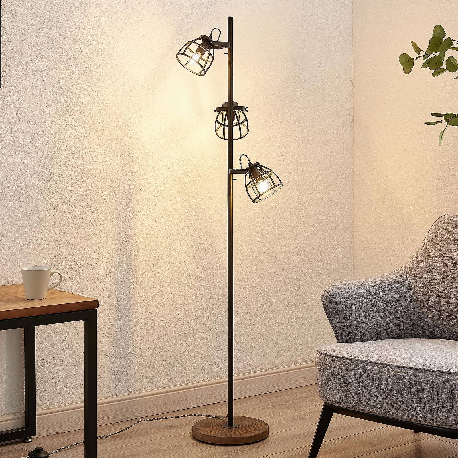 Lindby Rutger vloerlamp, 3-lamps