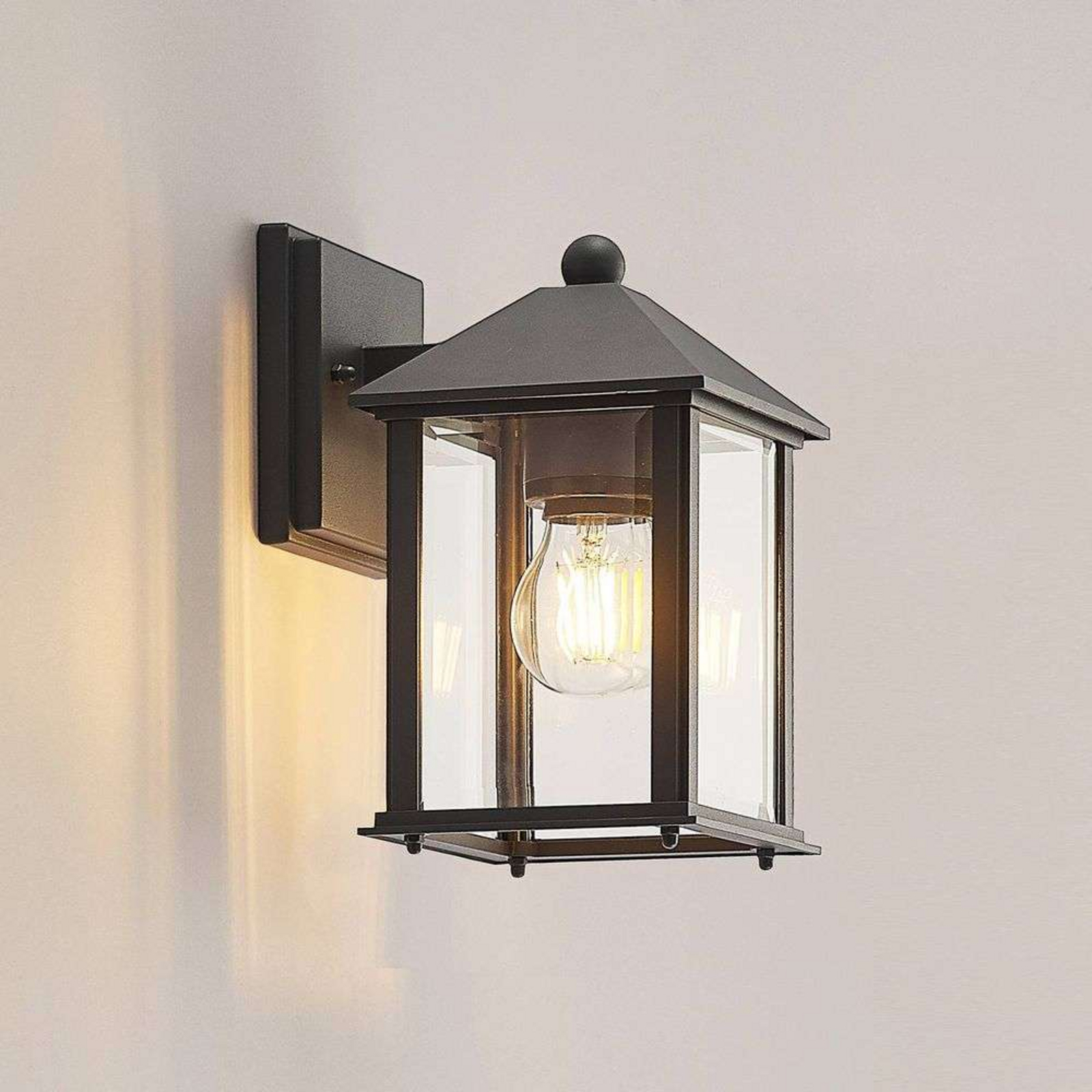 Giavanna Buiten Wandlamp H23,3 Dark Grey - Lindby