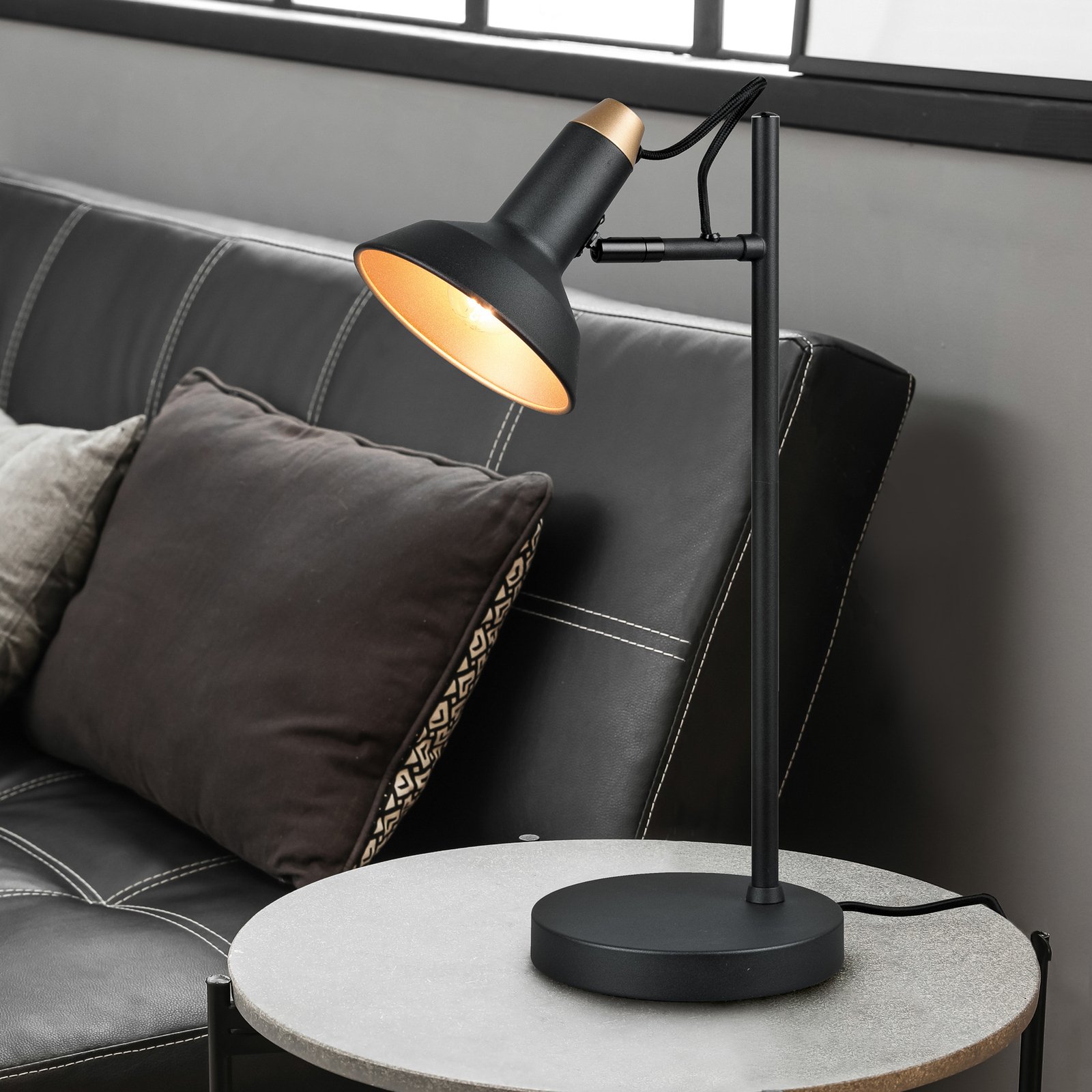 Roxie asztali lámpa, forgatható, matt fekete