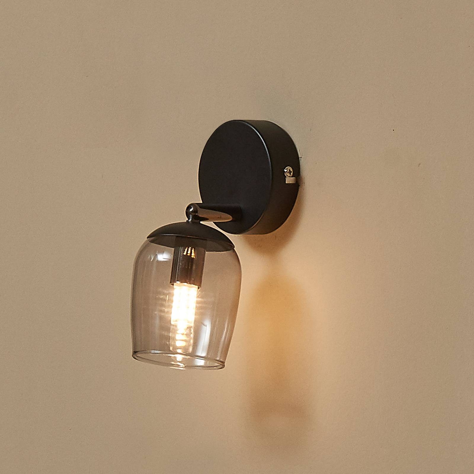 Lindby Spot Katjana 1-lampa 16,9 cm hög rökt glas