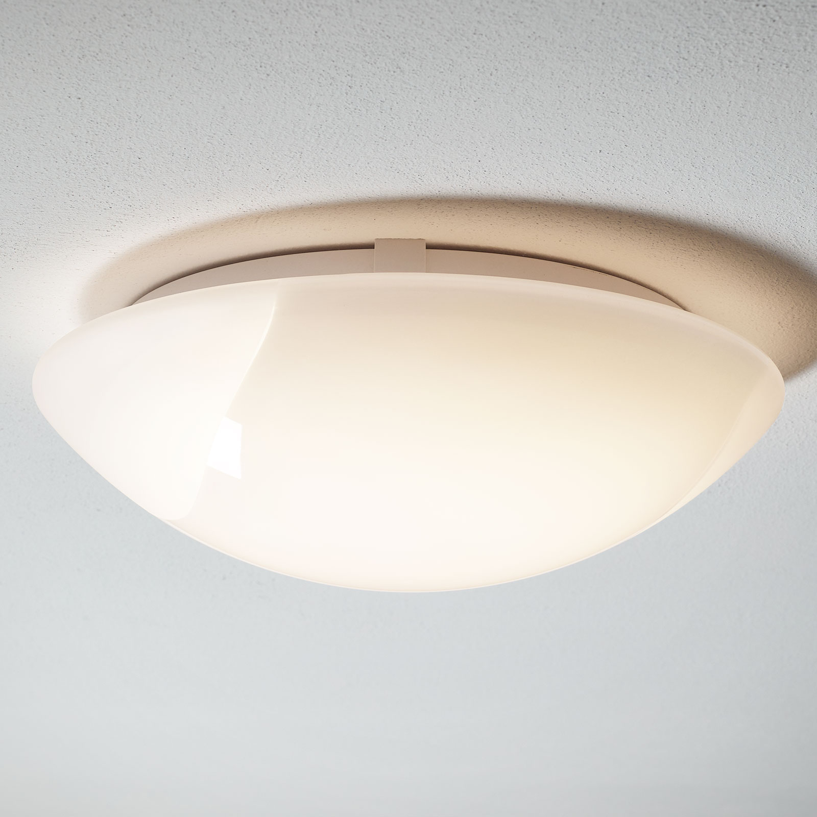 Lucande Gilbert LED ceiling light made of glass, 40 cm, for Living / Dining Room, glass, 30 W, energy efficiency: A+, H: 13.5 cm