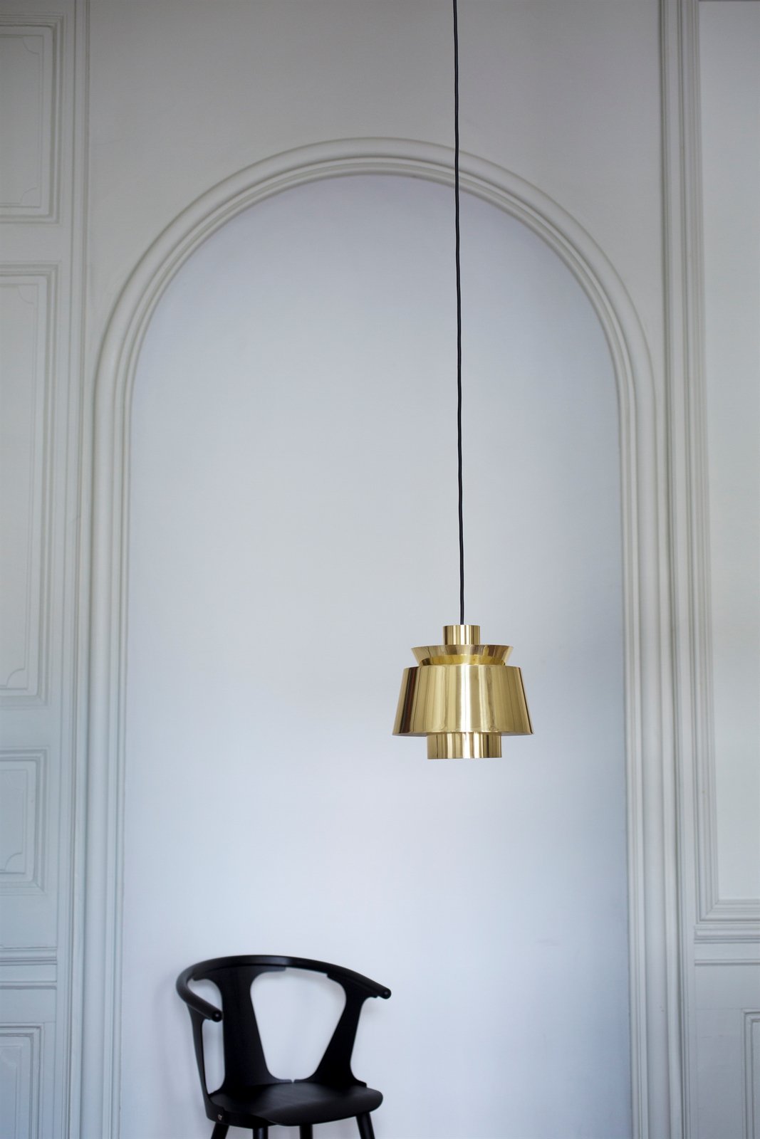 Utzon JU1 Taklampa Brass - &Tradition