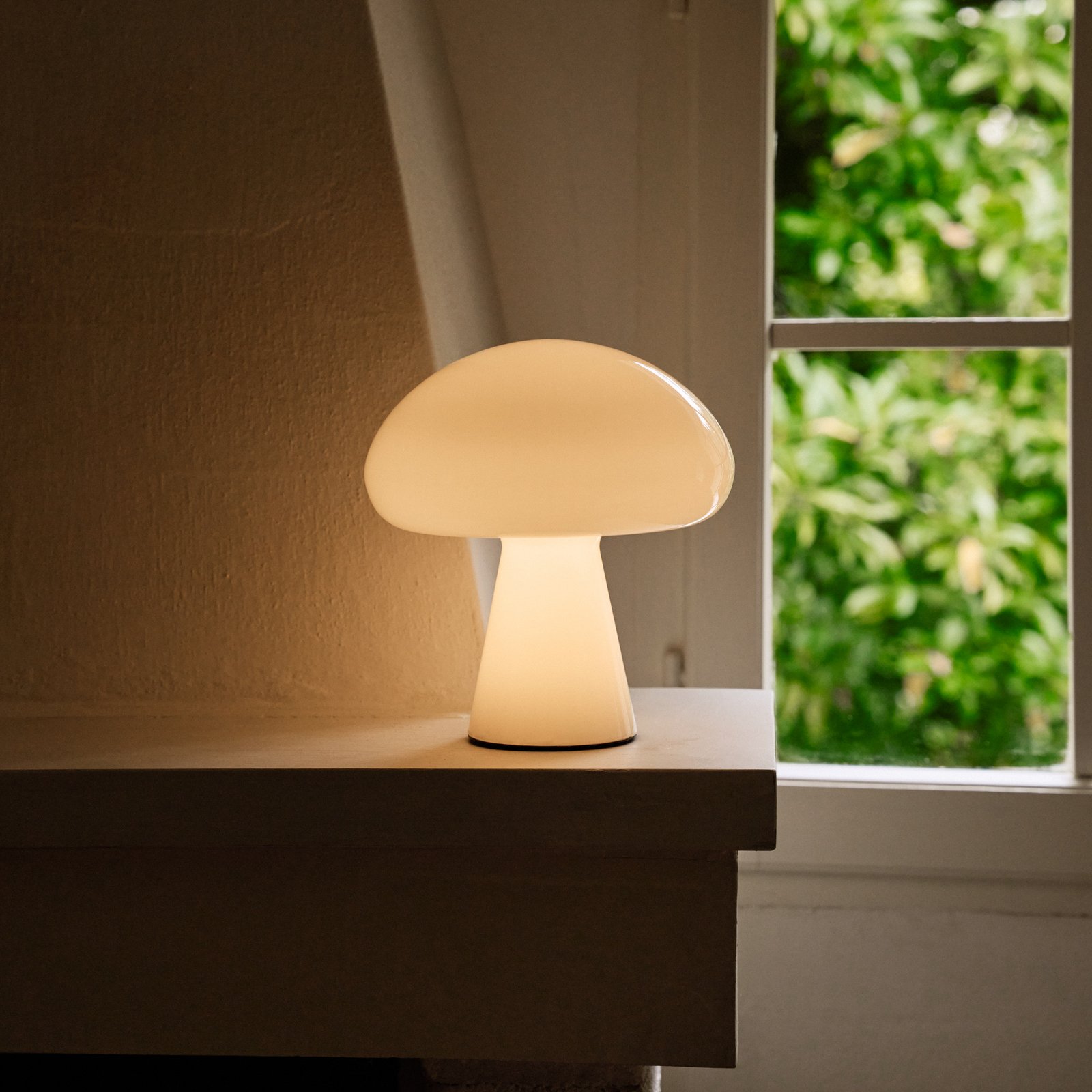 Lampe à poser portable Obello - Gubi