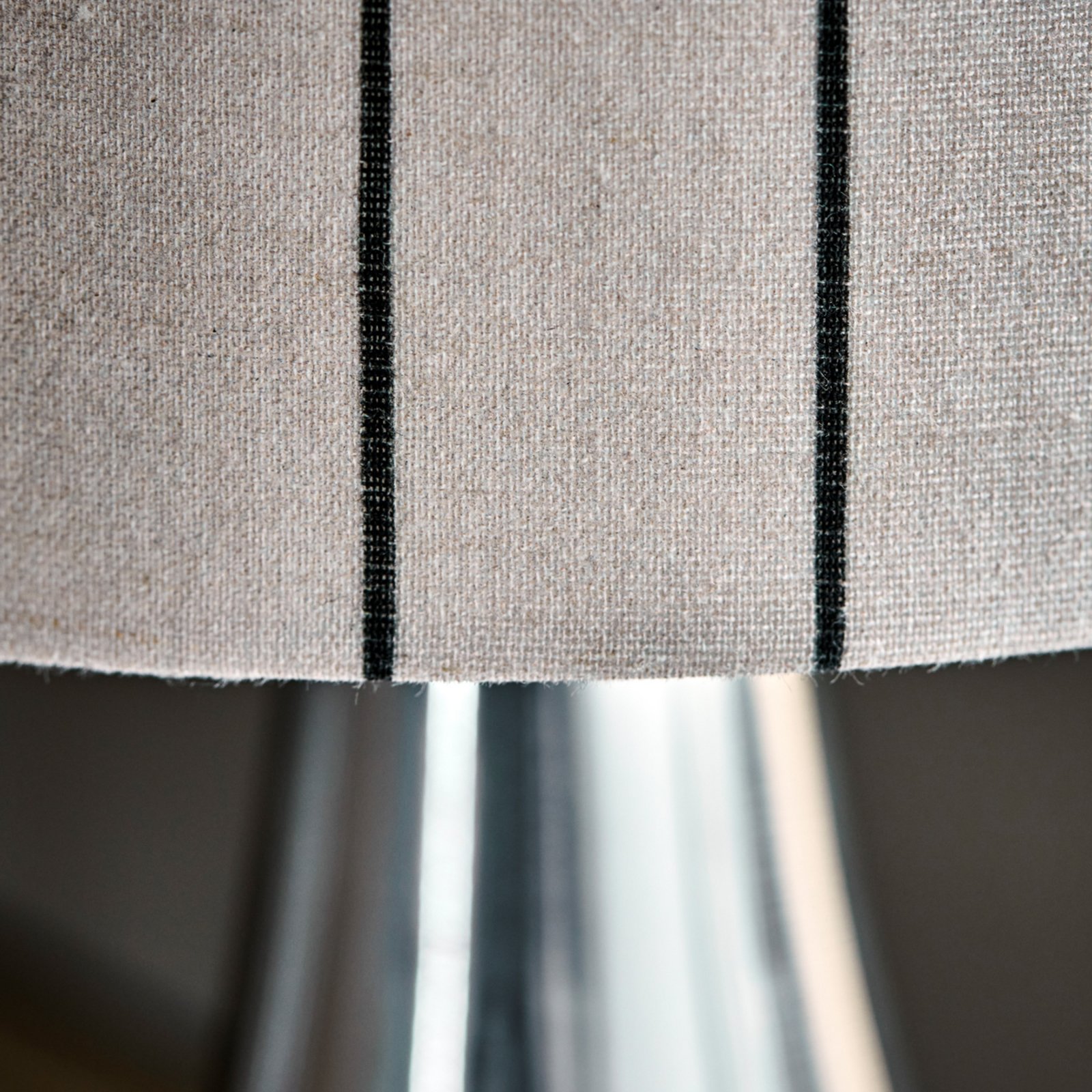 Stolní lampa Tulip 50 cm stříbrná bavlna - House Doctor Stolní lampa Tulip 50 cm stříbrná bavlna - House Doctor