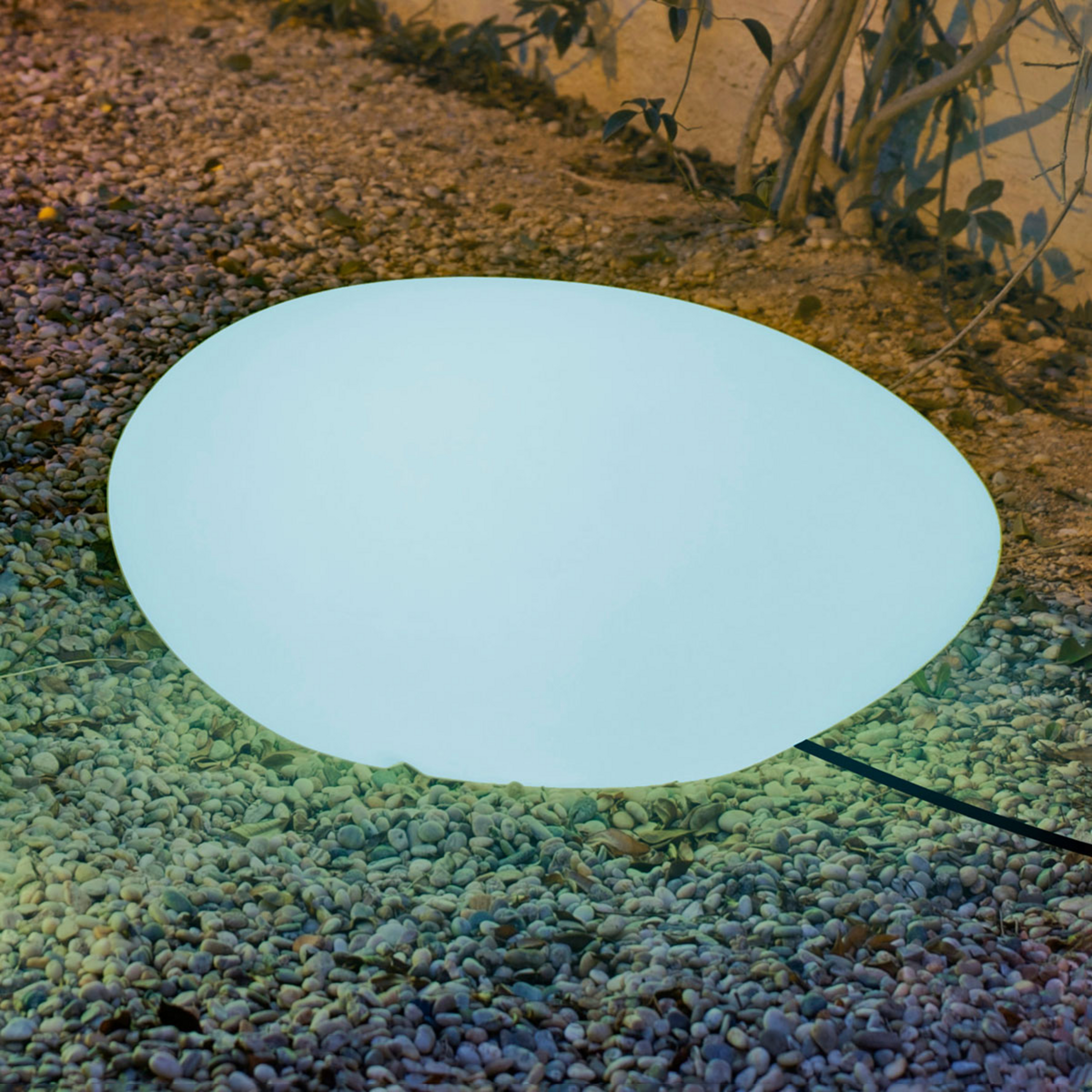 Φωτιστικό δαπέδου Newgarden Petra, μήκος 60cm, IP65, έκδοση με καλώδιο