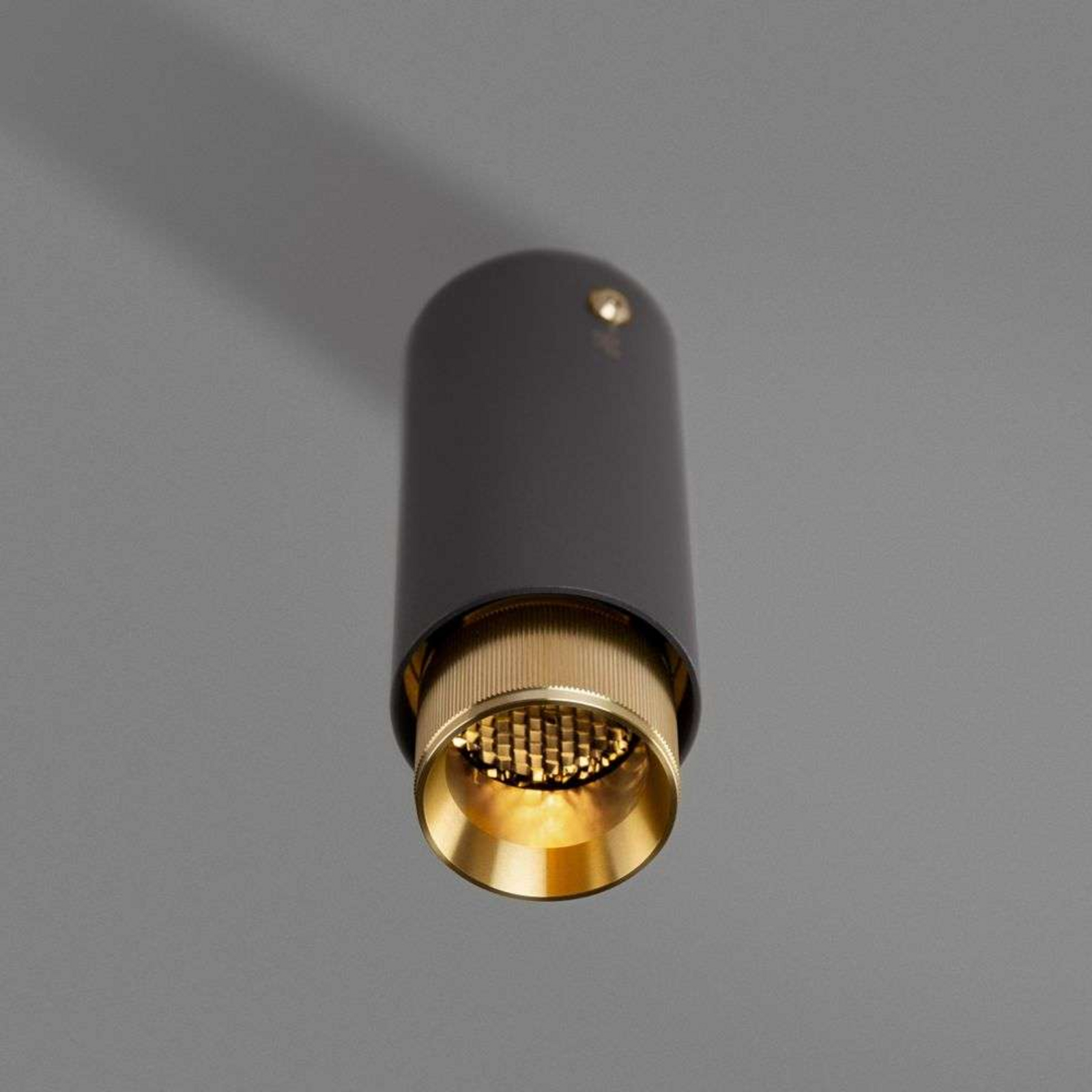 Exhaust Linear Surface Spoturi Graphite/Brass - Buster+Punch