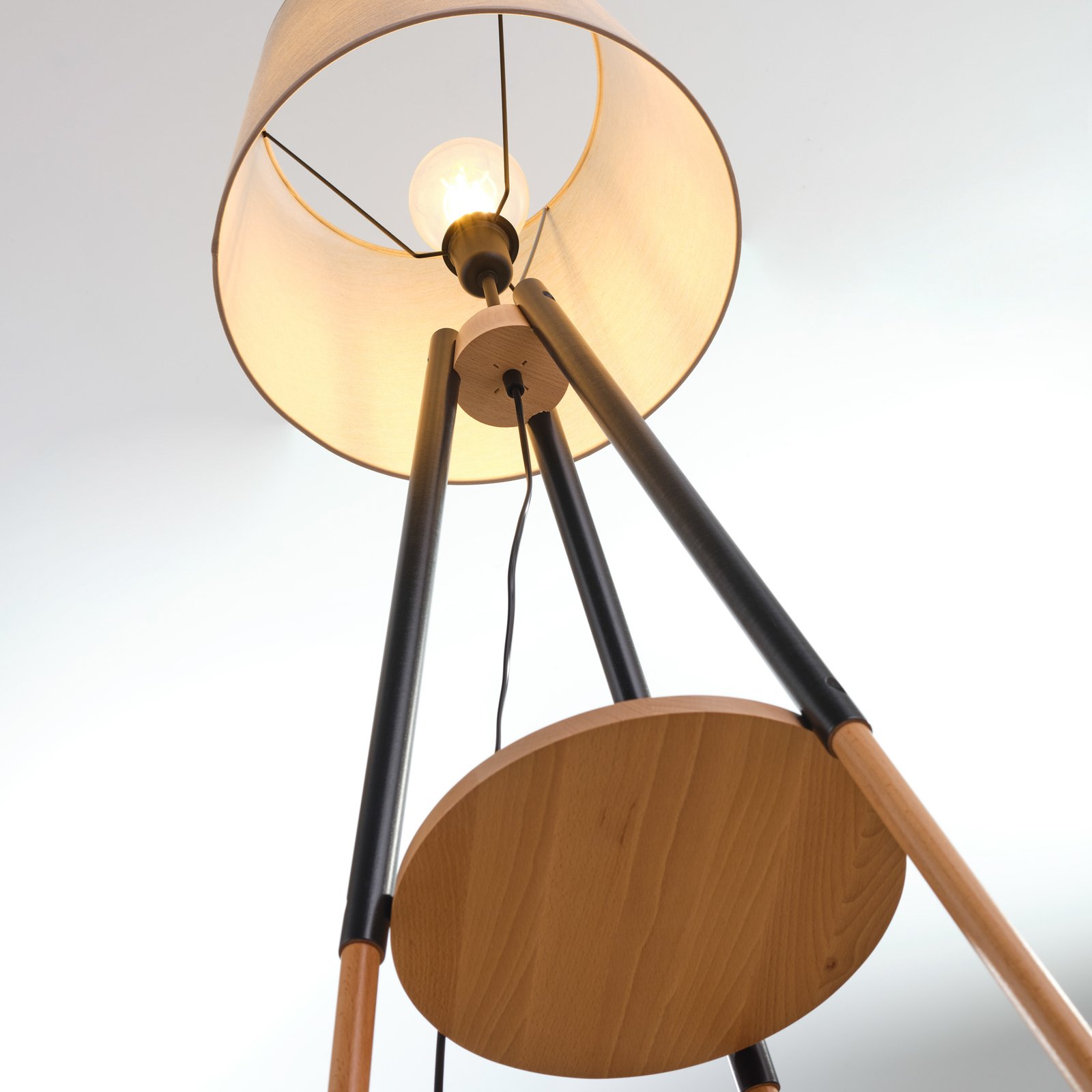 Stehlampe Vaio Nature Dreibein-Holzgestell, beige
