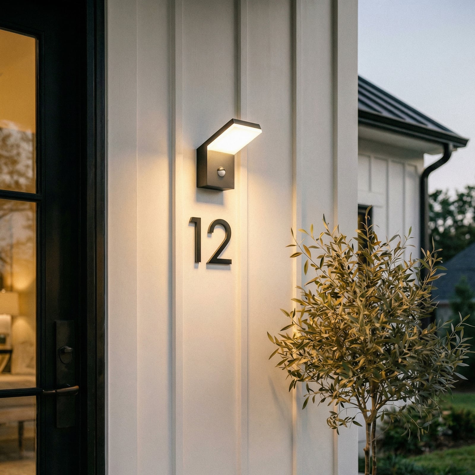 Yolena LED-Außenwandlampe, Sensor, anthrazit, Alu - Arcchio