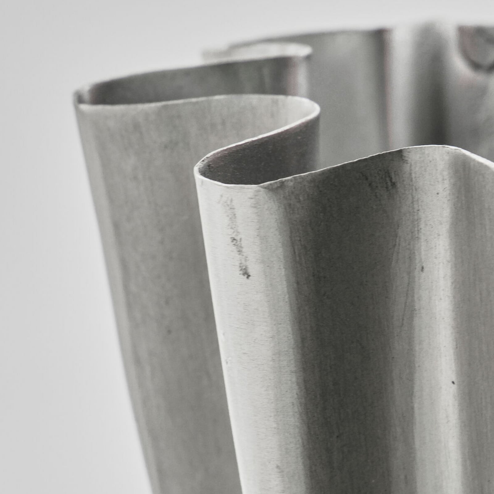 Vaso HDFlood, argento spazzolato, 13 cm, metallo - House Doctor