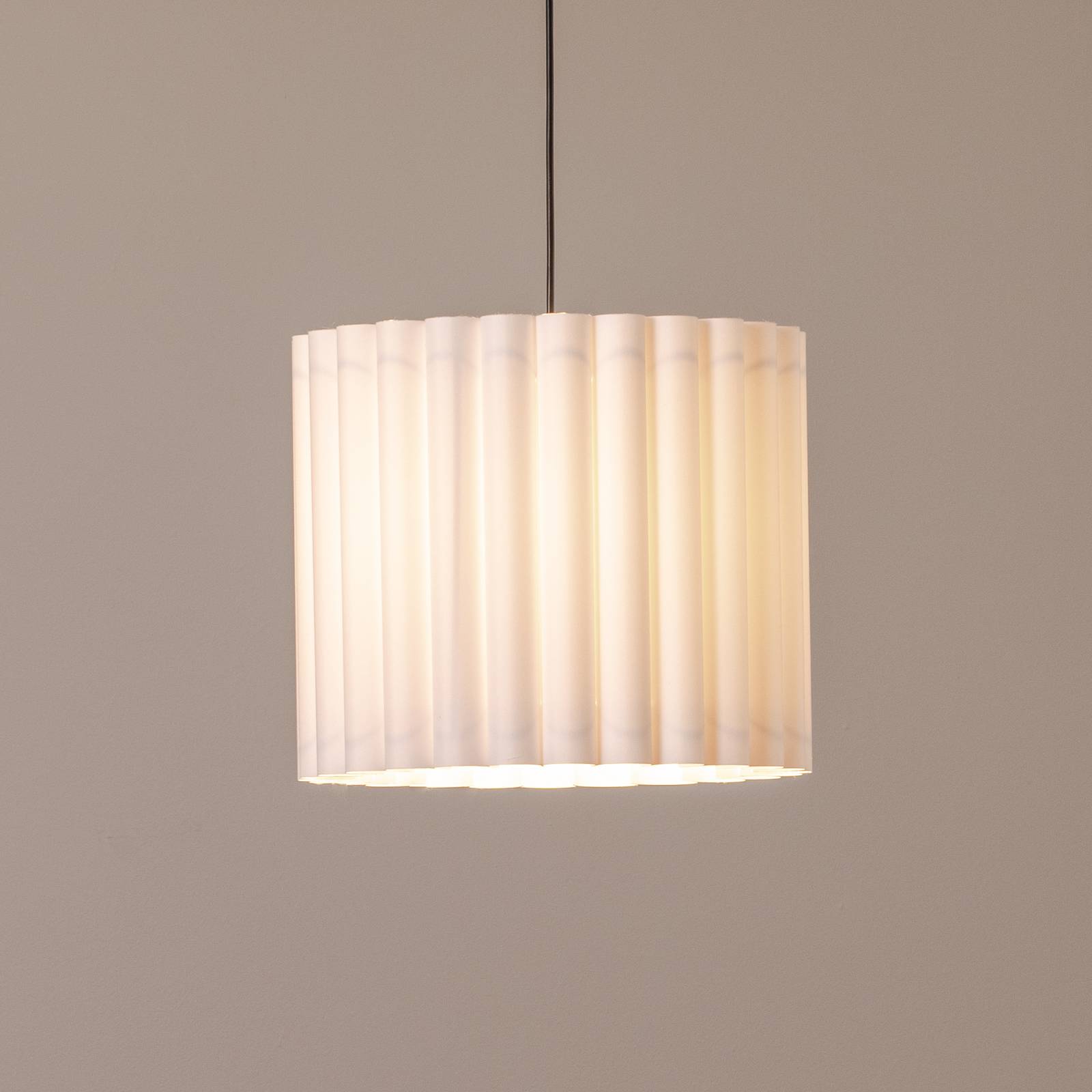 Hängeleuchte Aria, weiß, Microfaser, E27 günstig online kaufen