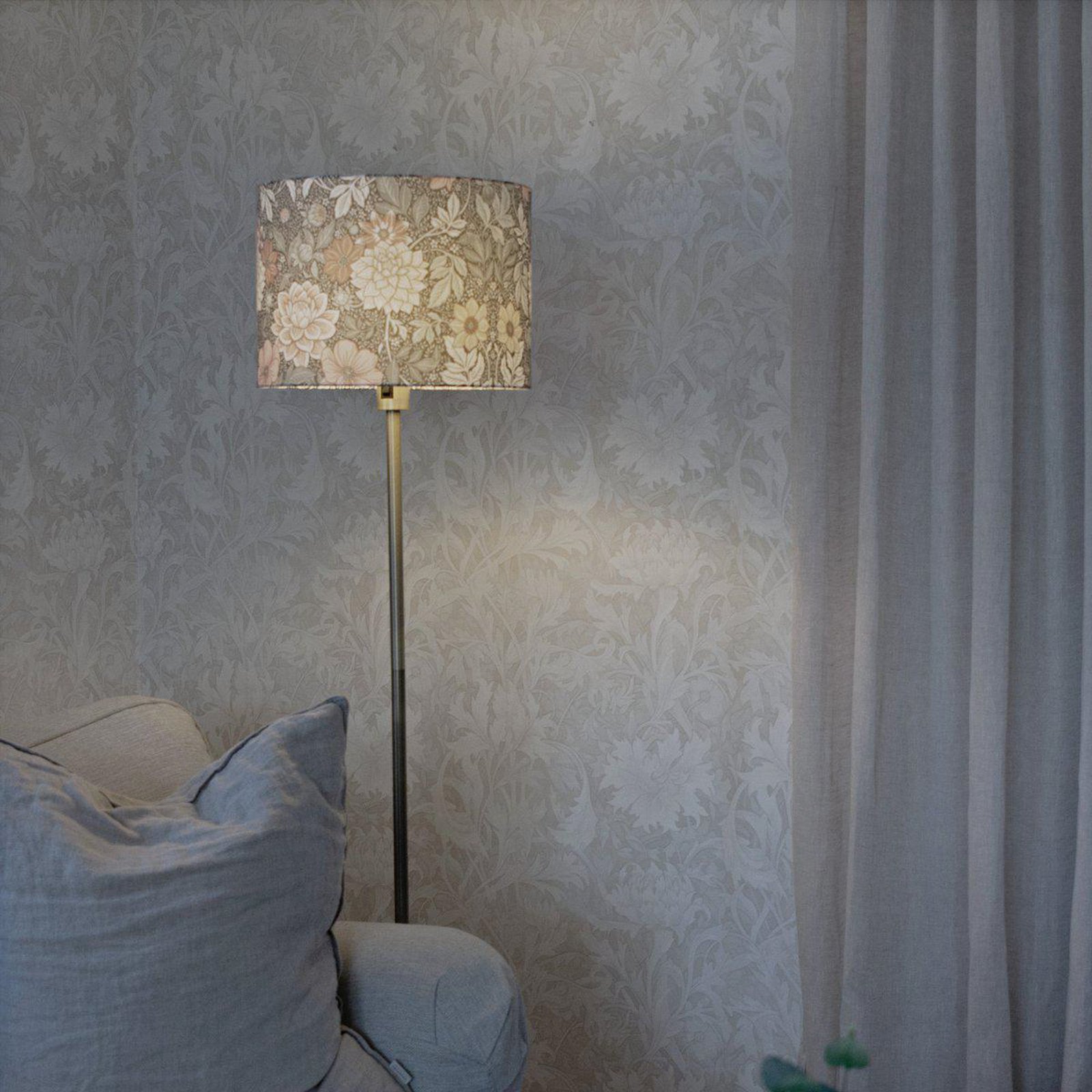 Stehleuchte Amy, Dahlia grün/gold, Höhe 150 cm, Textil, E27