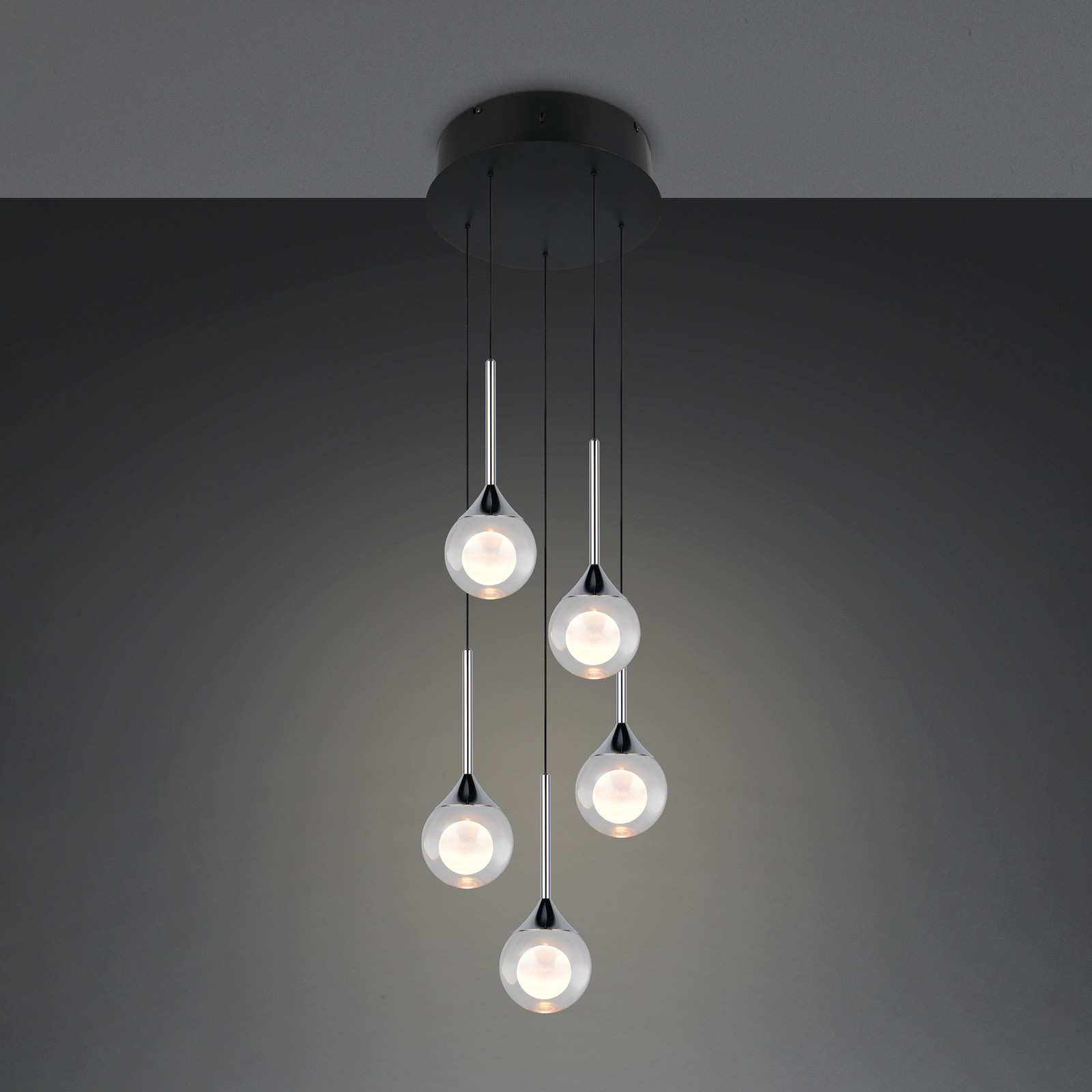 Trio Lighting LED висяща лампа „Calista“, хромиран цвят, Ø 31 см, метал/стъкло, 5 лампи