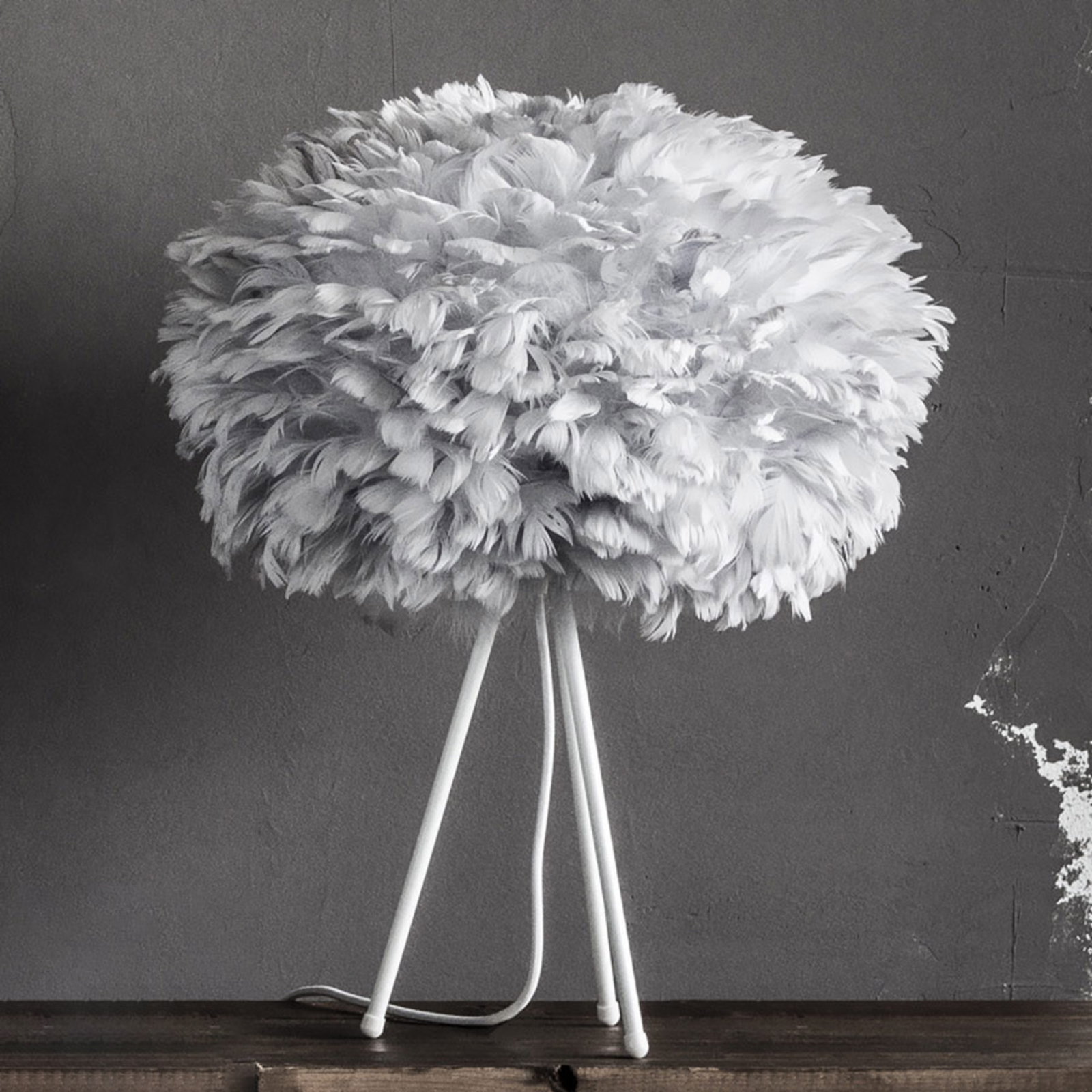 grey feather table lamp