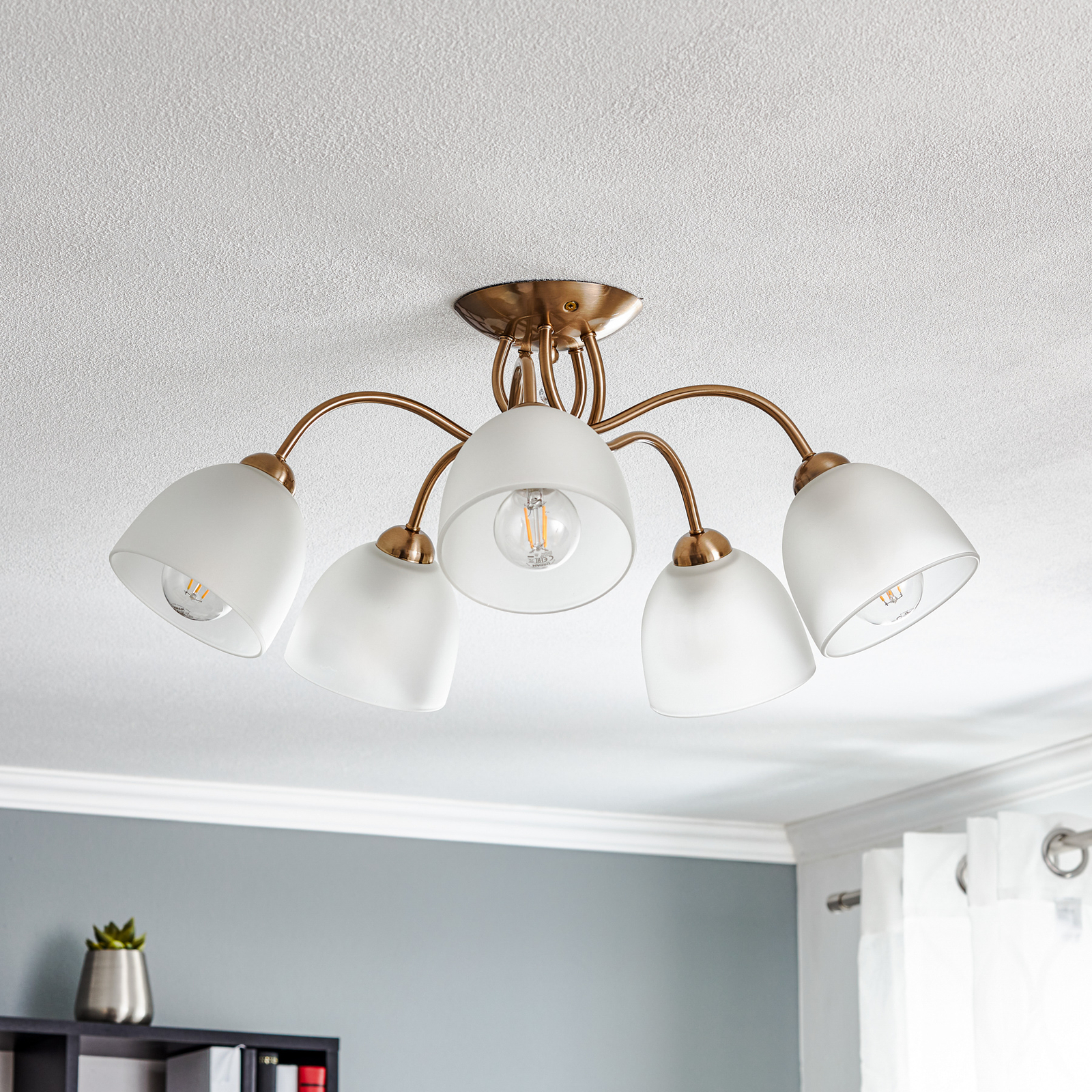 Svetlana ceiling light, five-bulb, platinum