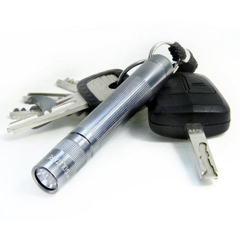 Maglite Solitaire lommelygte i titan
