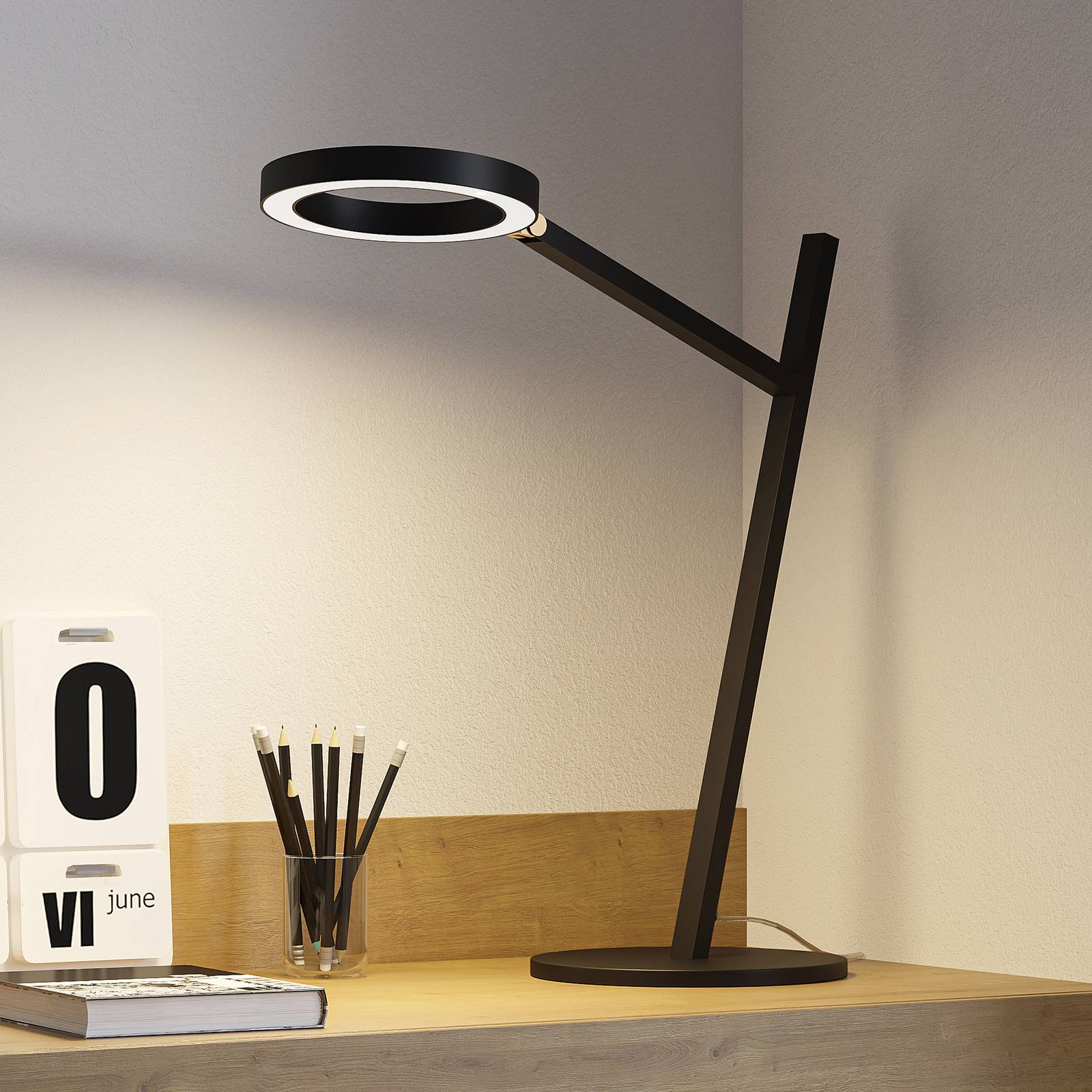 Lucande Nimbe LED-Tischleuchte, schwarz, Dimmer