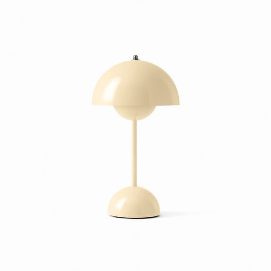 Lámpara de mesa recargable LED Flowerpot VP9, color crema, IP44 - &TRADITION