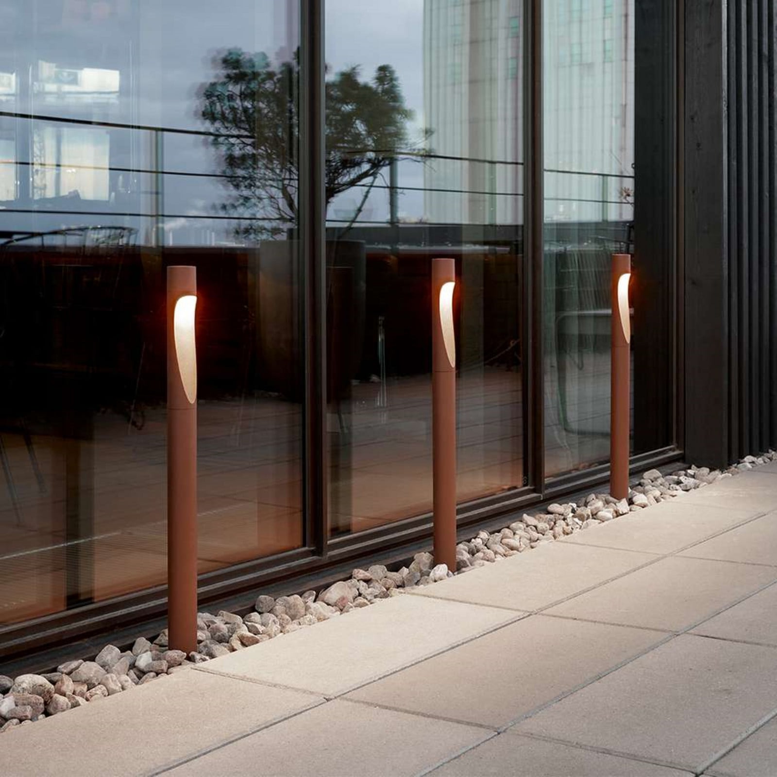 Flindt Garden havelampe Long LED 2700K med anker Corten Louis Poulsen - Terrasse - Aluminium