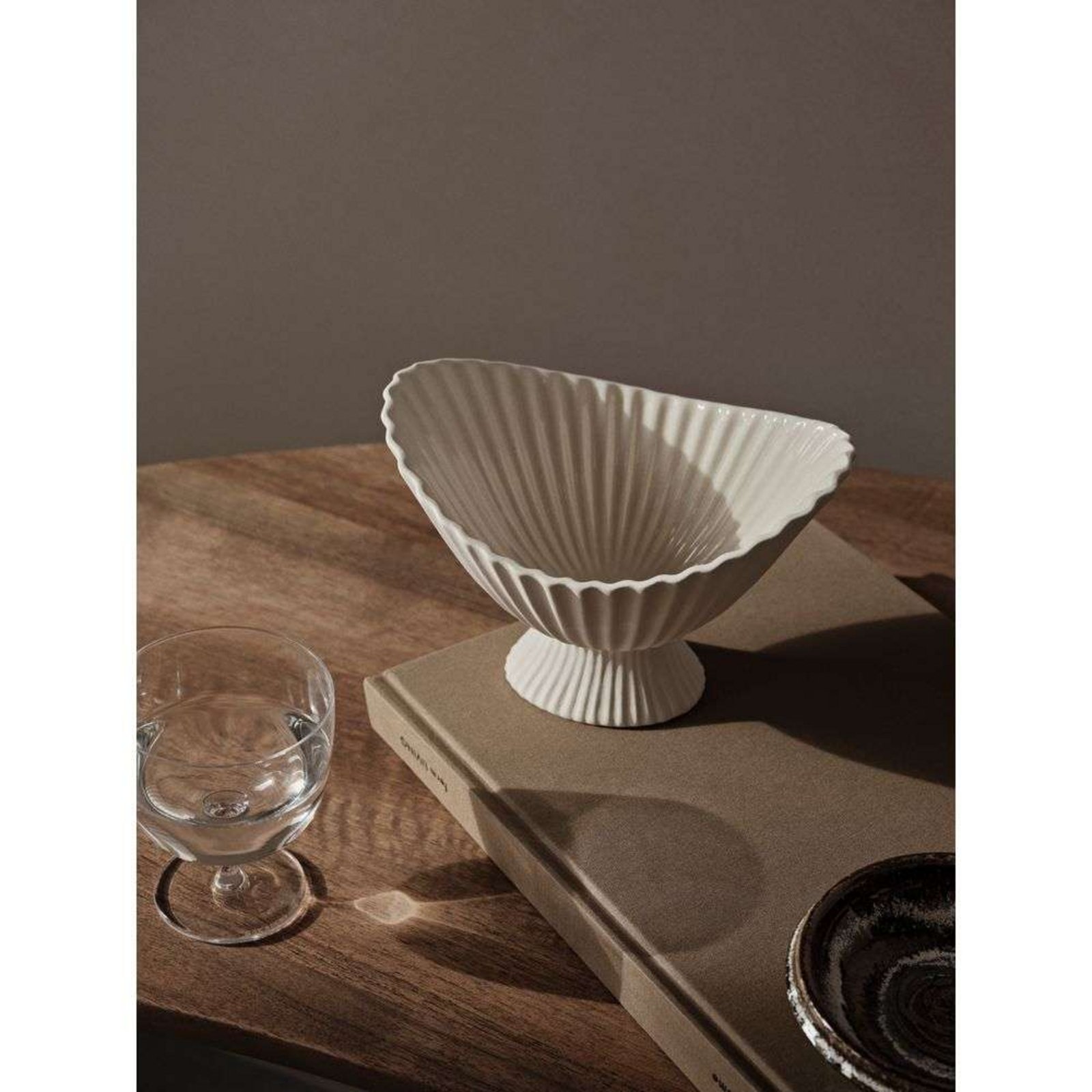 Fountain Bowl W19 Off-White - ferm LIVING