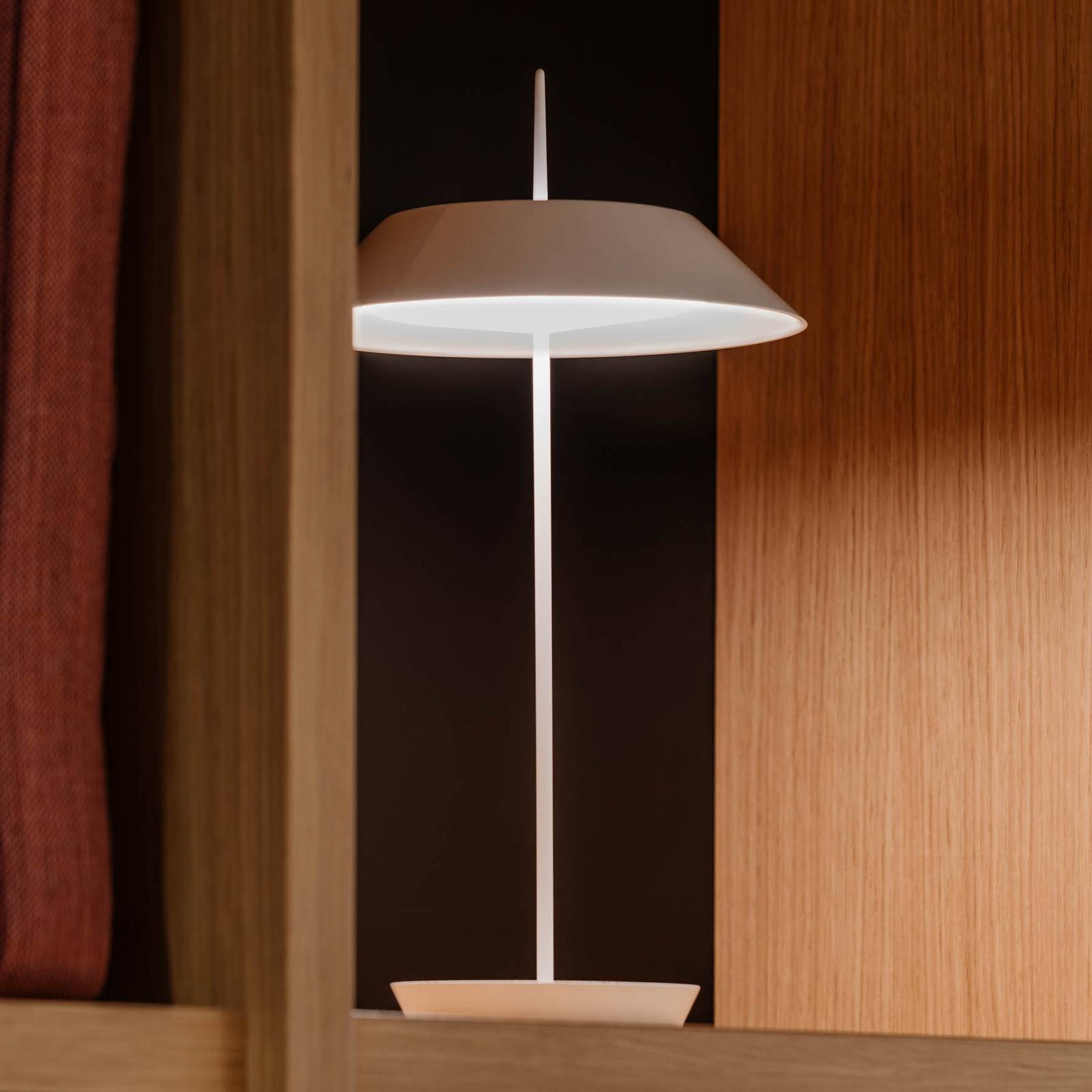 Vibia Mayfair Mini LED-bordlampe batteri hvit