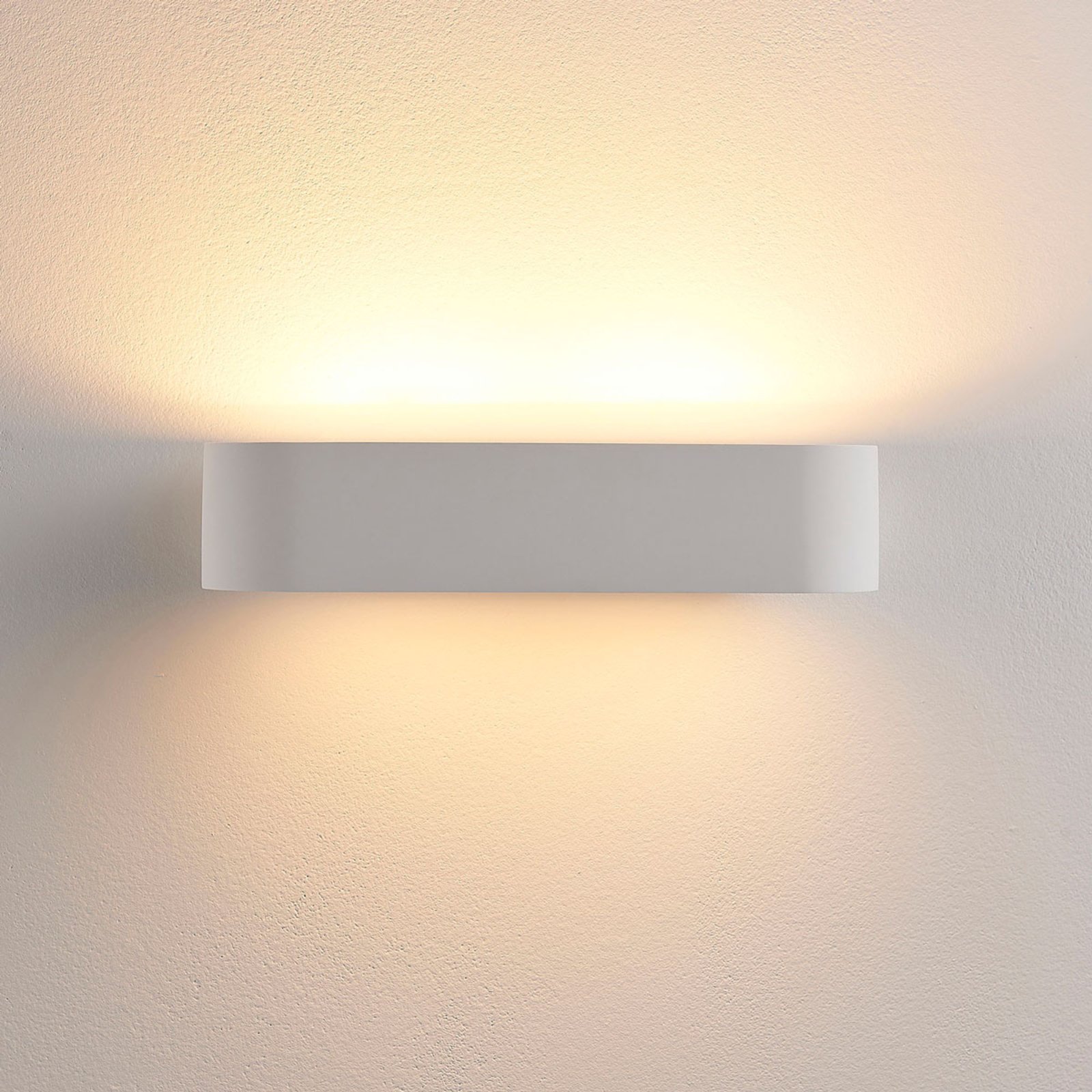 Zaokrąglona lampa ścienna LED Fioni, gipsowa