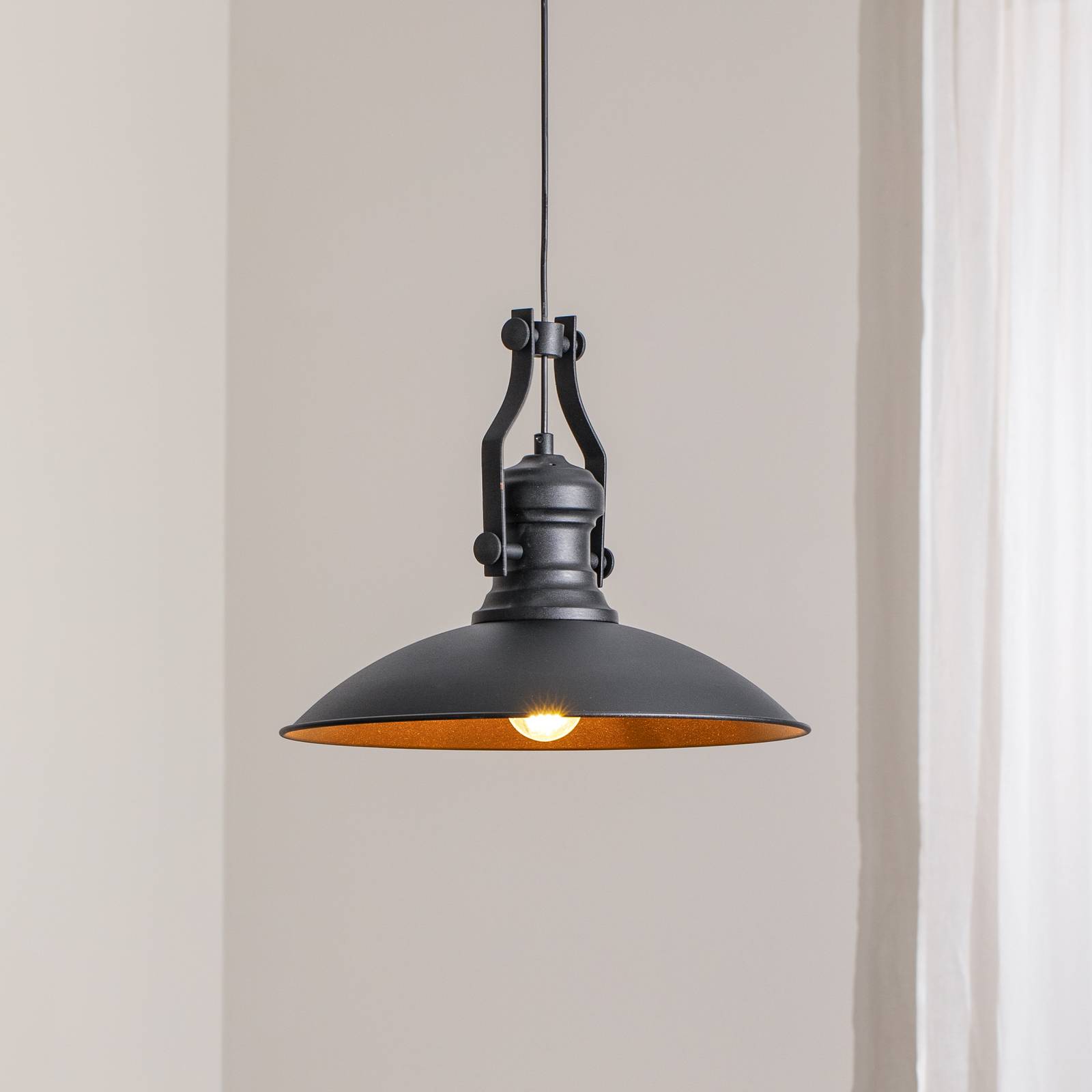 Lampa wisząca Fimda, czarna, Ø 41 cm, metal, E27