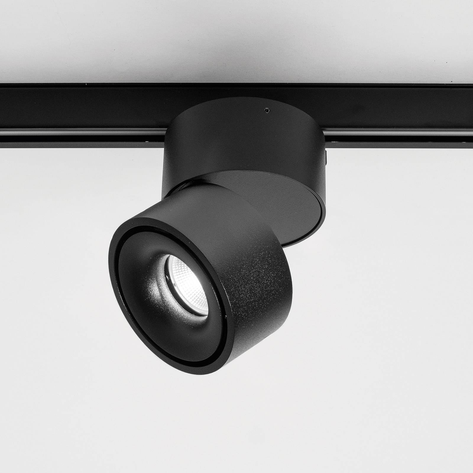 EggerClippo LED spotlámpa sínre dim-to-warm fekete