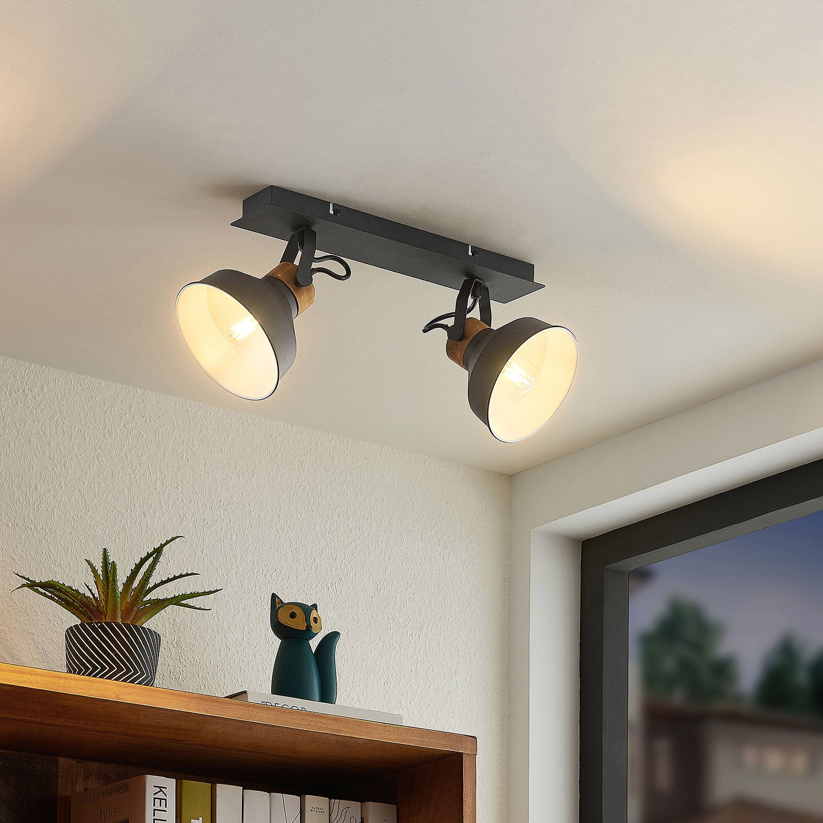 Lindby Nefeli plafondlamp met houtdetails, 2-lamps
