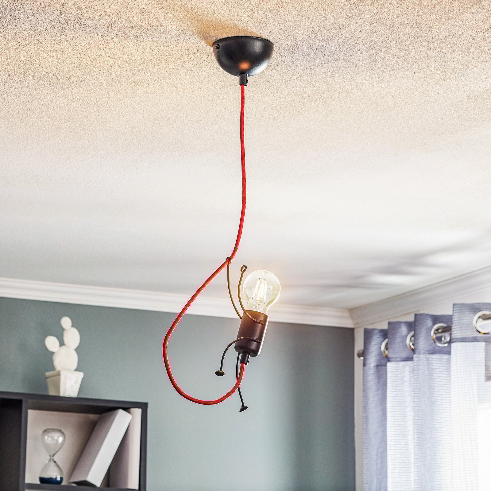 EMIBIG LIGHTING Lampă suspendată Bobi 1 în negru cablu roșu 1 bec. - Camera de zi / sufragerie - Modern - negru roșu - Metal