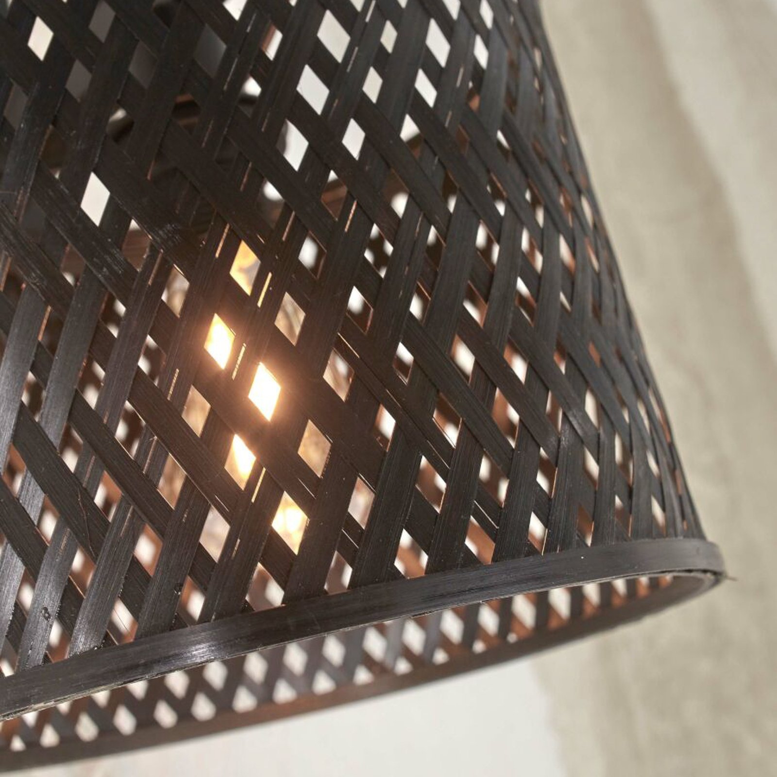 GOOD & MOJO Java stolová lampa, 18 x 15 cm, čierna