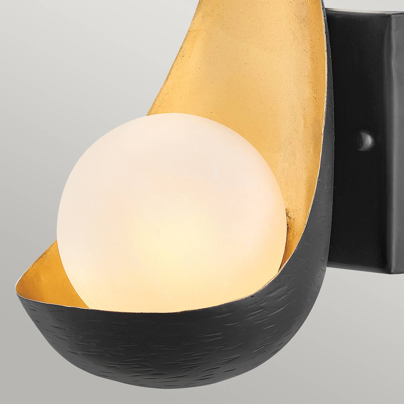 Quintiesse Vegglampe Ren 1 lyskilde svart/gull