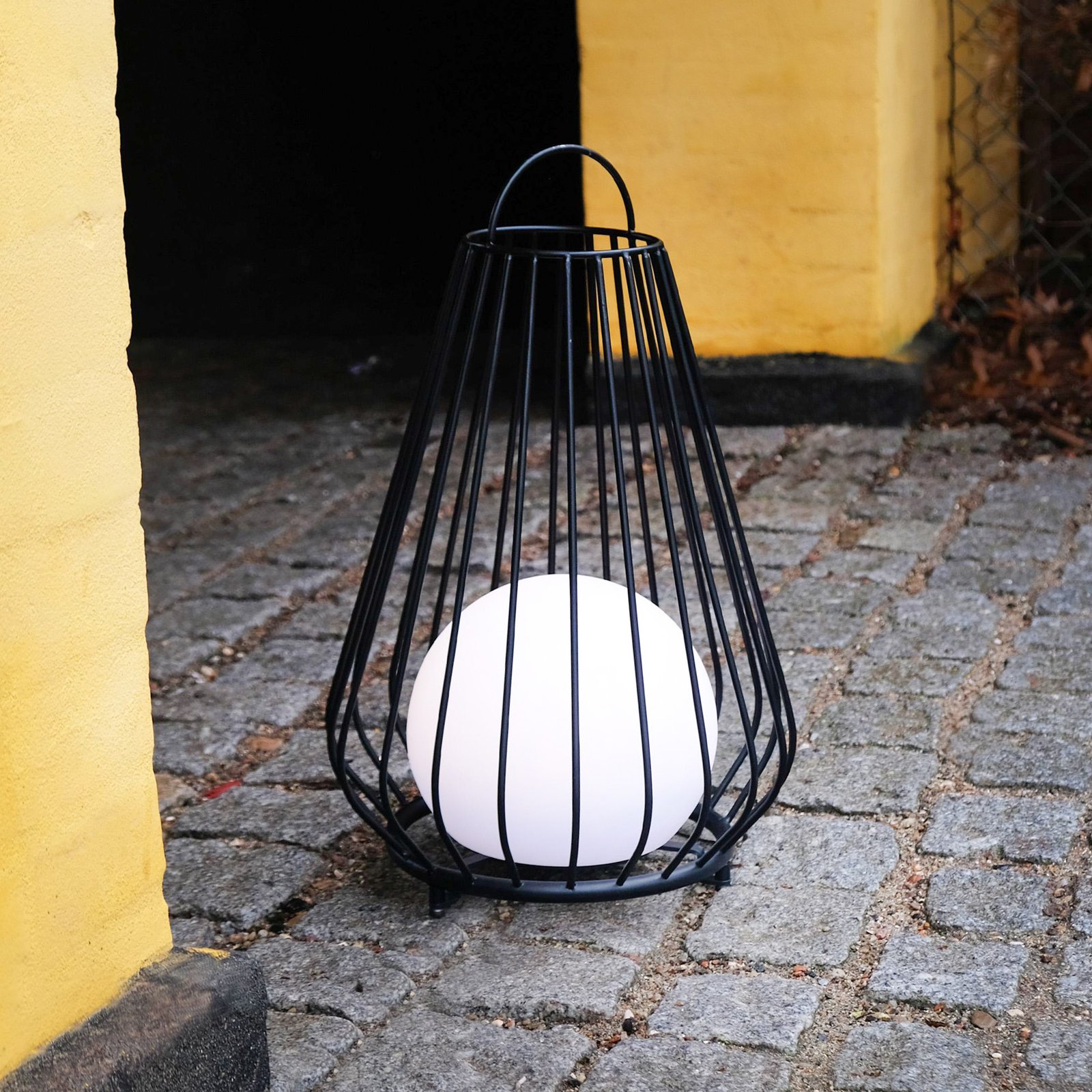 Dyberg Larsen LED dobíjacia stolová lampa Evesham, výška 48 cm