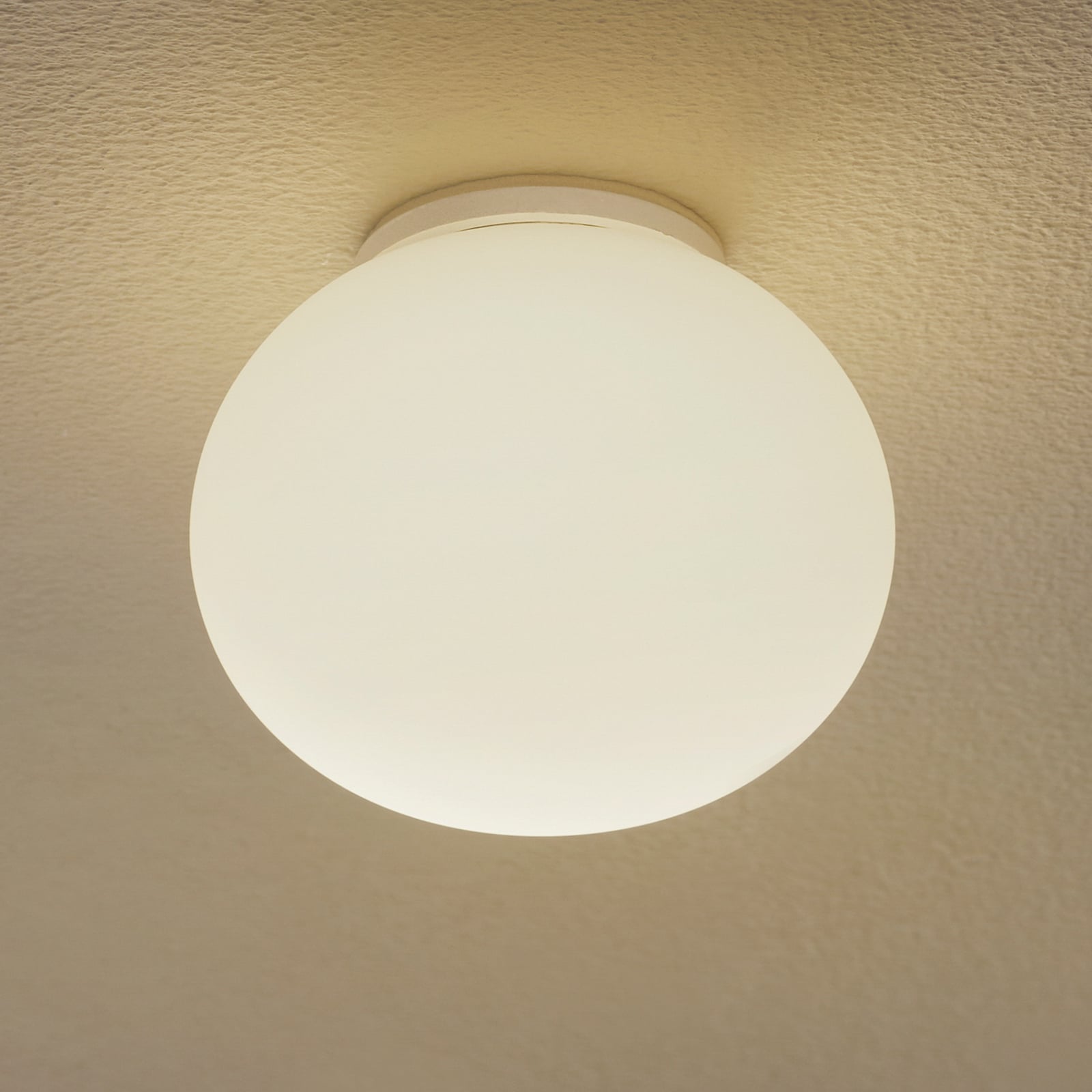 FLOS Mini Glo-Ball C/W - Taklampa i designutförande