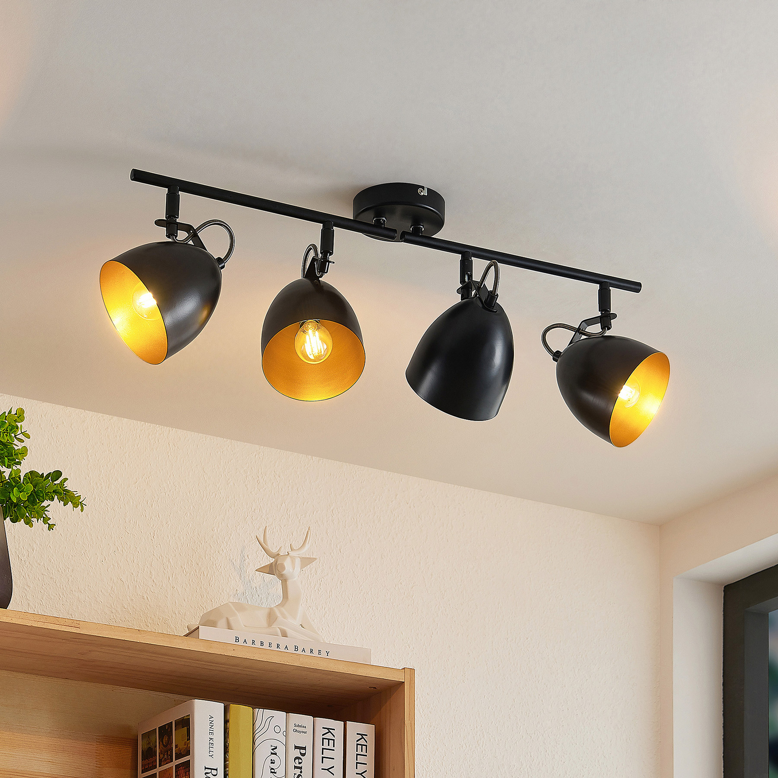 Lindby Fintja spot, zwart/goud, 4-lamps