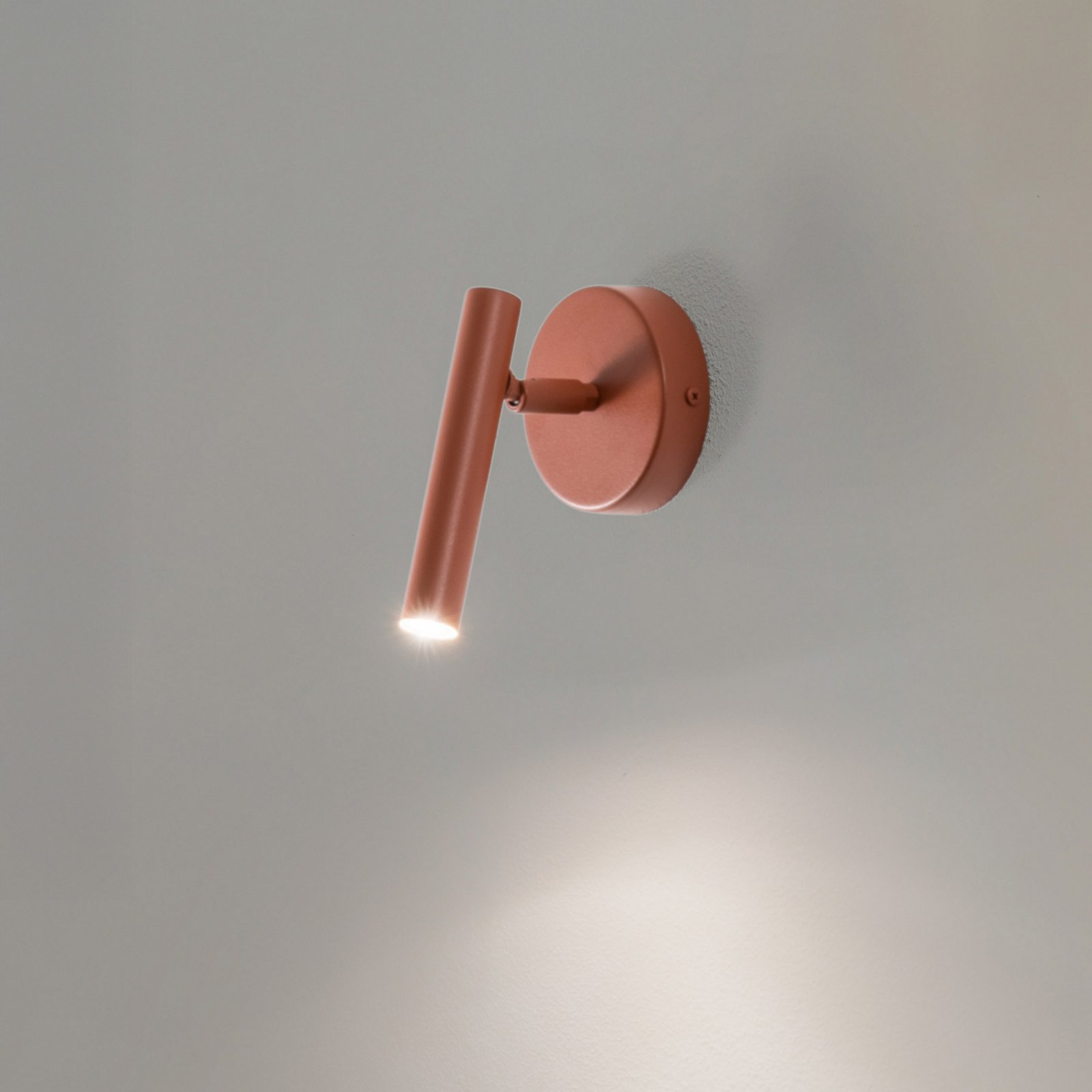 Applique murale Sopel, rouge brique, à 1 lampe, acier, hauteur 15 cm