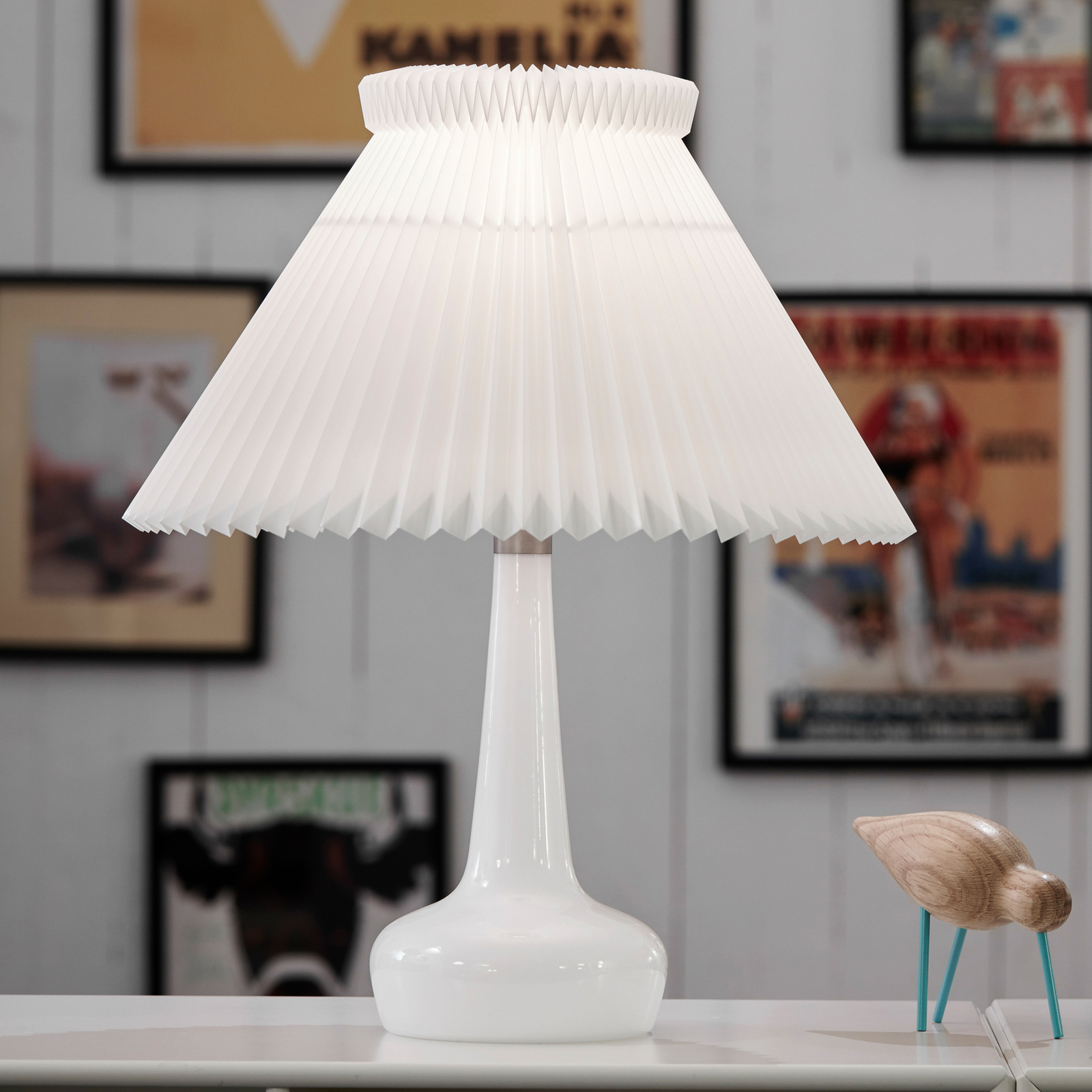 LE KLINT 311 table lamp, white/brass, height 48cm