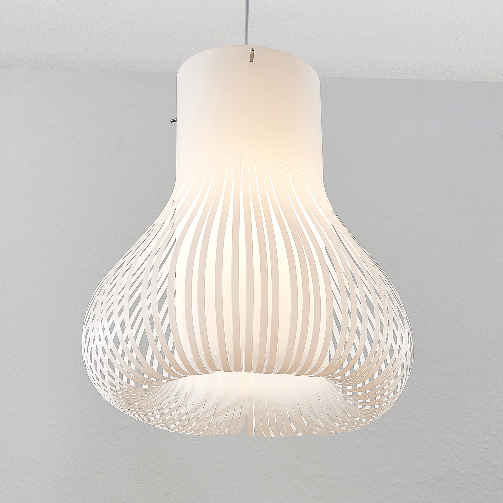 Lindby Hosana pendant light, for Living / Dining Room, plastic, E27, 60 W, energy efficiency: A+