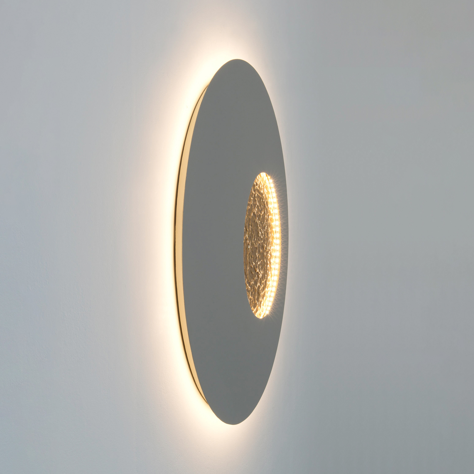 LED nástenné svietidlo Luna, sivá/zlatá farba, Ø 80 cm, železo
